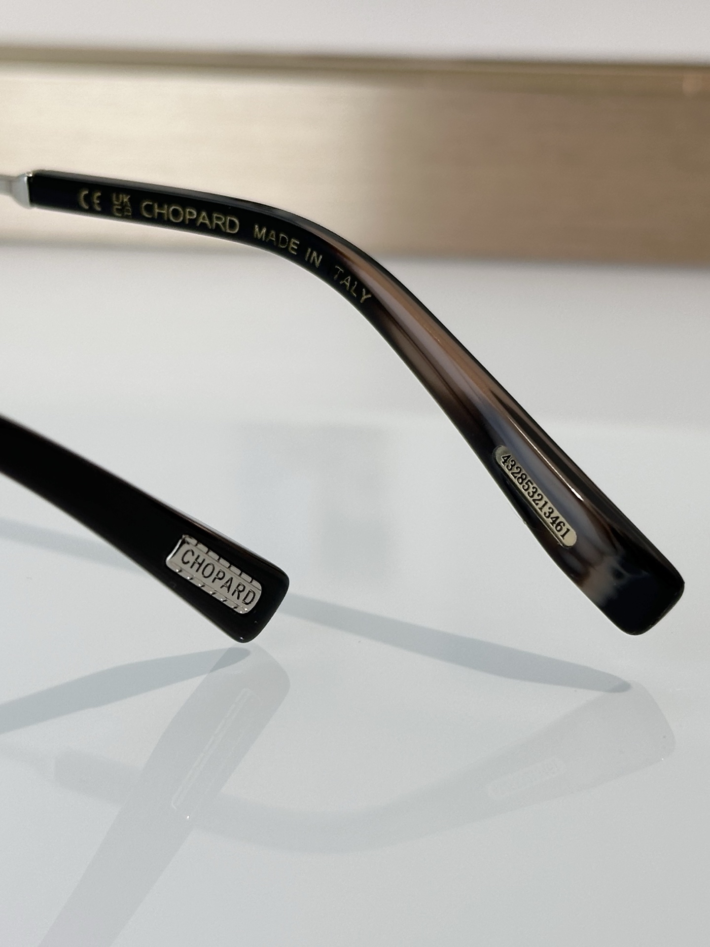 Designer Sunglasses VCHG57
