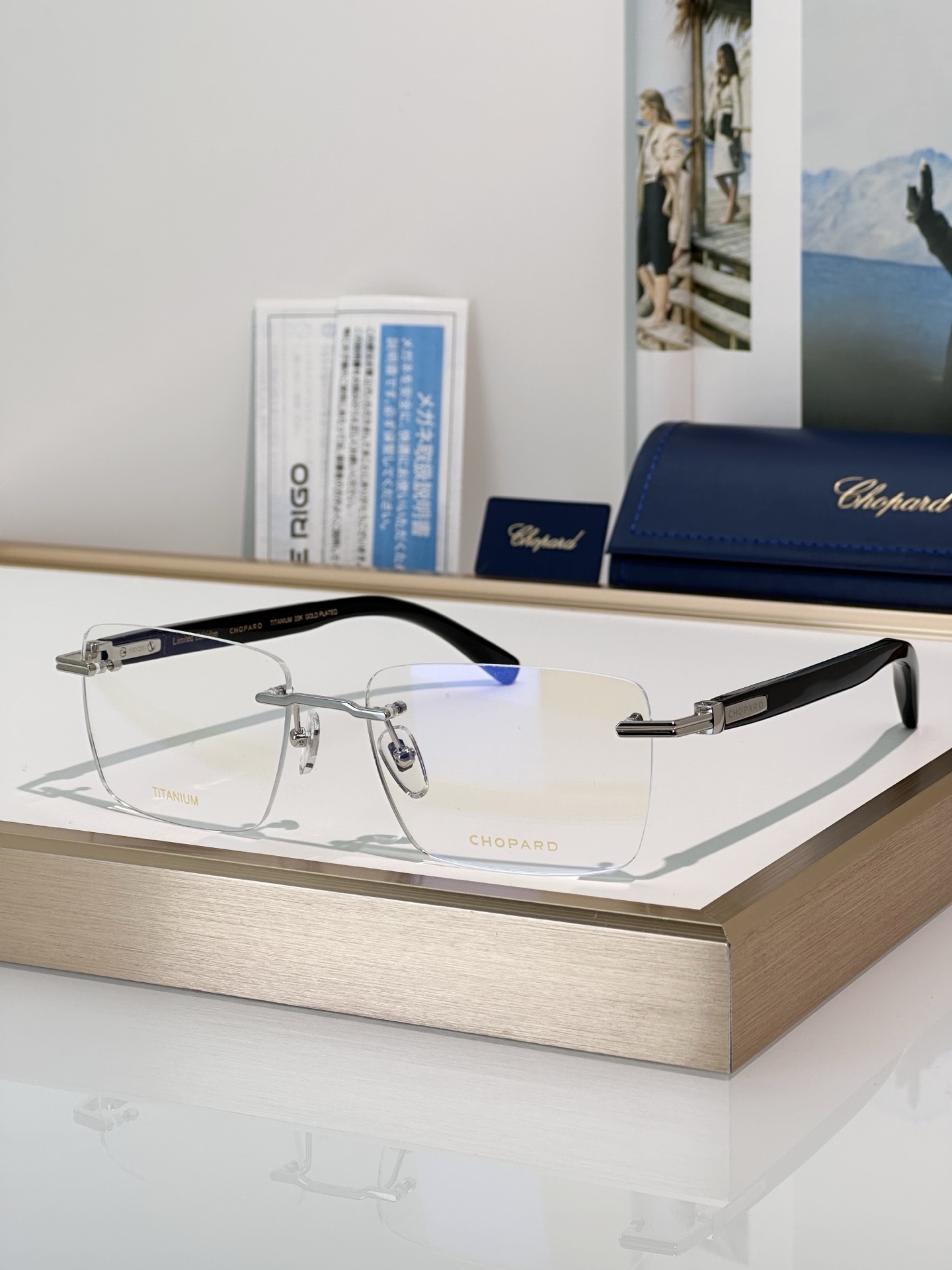 Designer Sunglasses VCHL103J