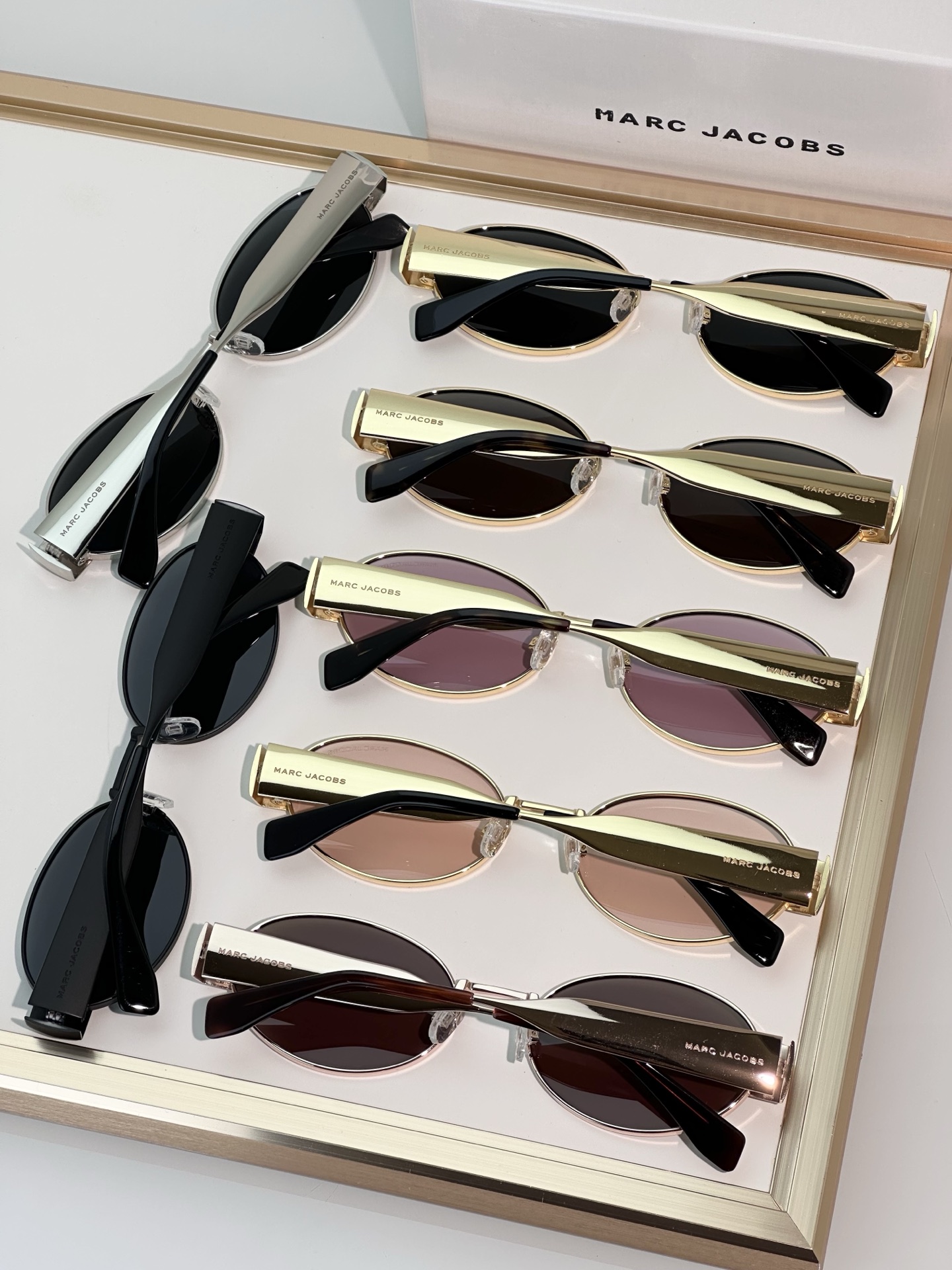 Marc Jacobs MARC 806/S Oval Sunglasses | Stylish Shades | 58-19-140 3 i1749187483646 9887 0 1