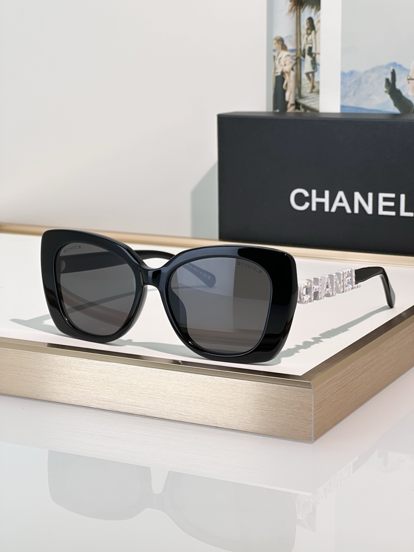 Chanel Sunglasses 5422-B-A