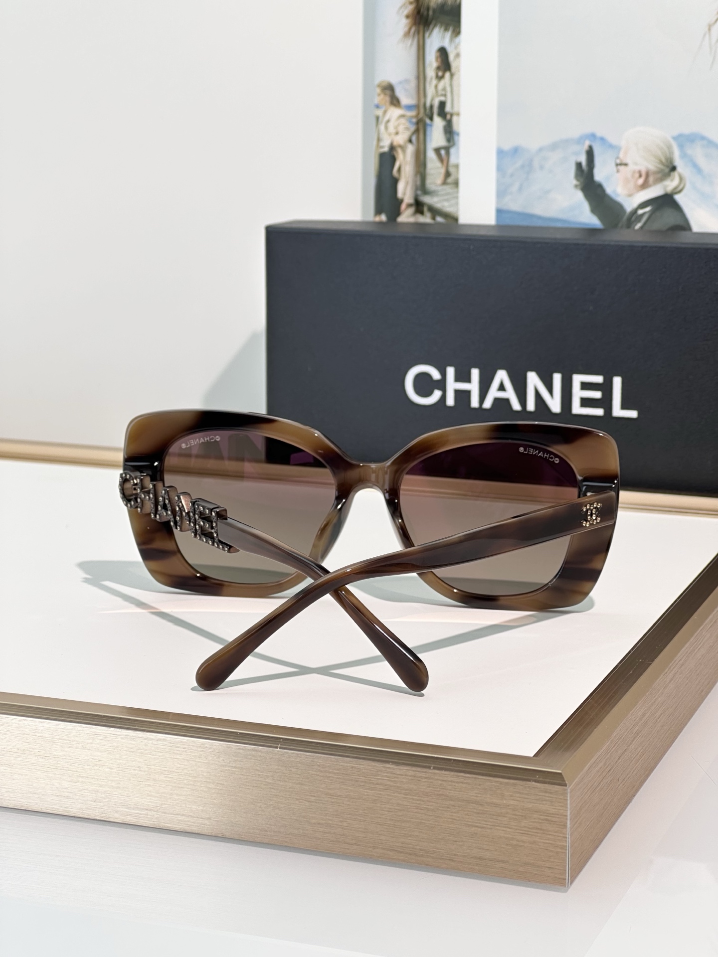 Chanel Sunglasses 5422-B-A
