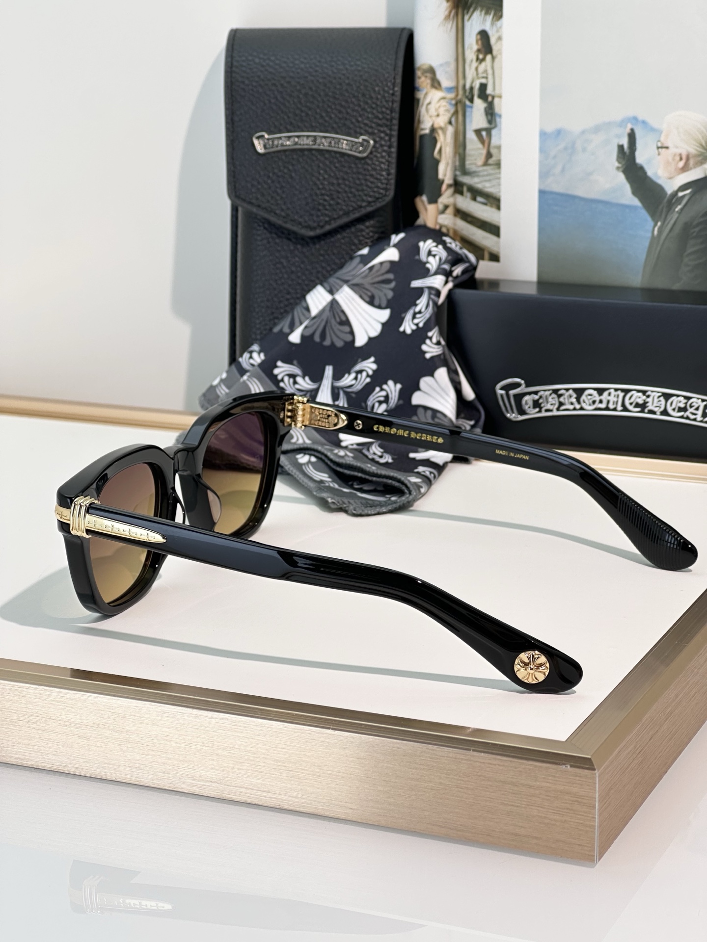 Chrome Hearts DRIPPIN Sunglasses - Black Frame with Gold Accents, 52mm 4 i1749457015651 417 0 2