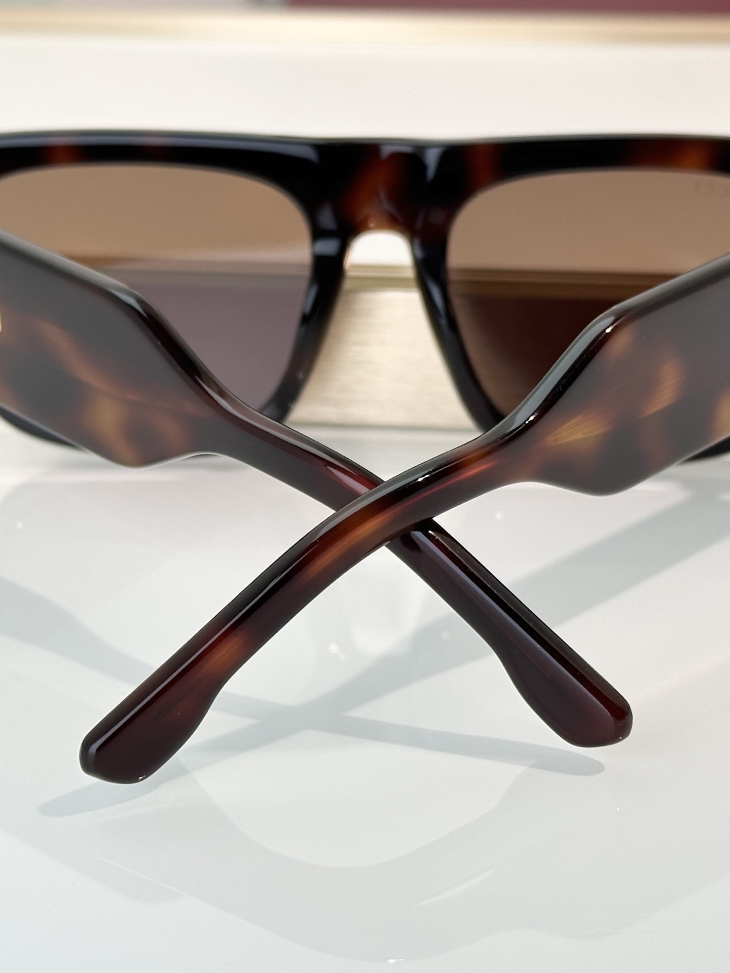 Designer Sunglasses GG1261S