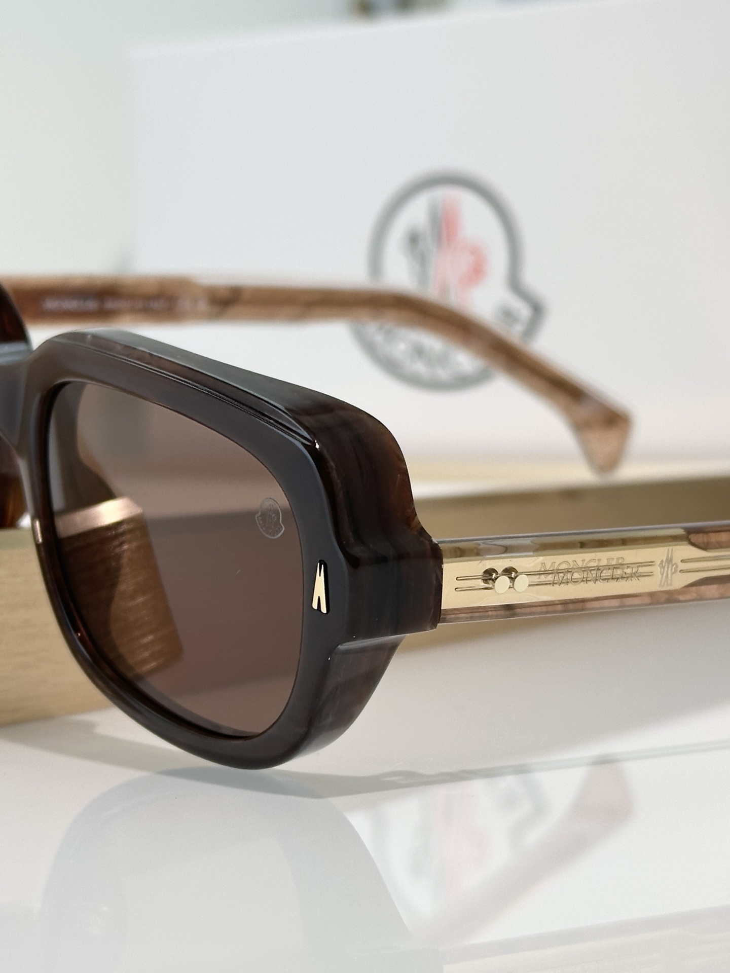 Designer Sunglasses ME6008