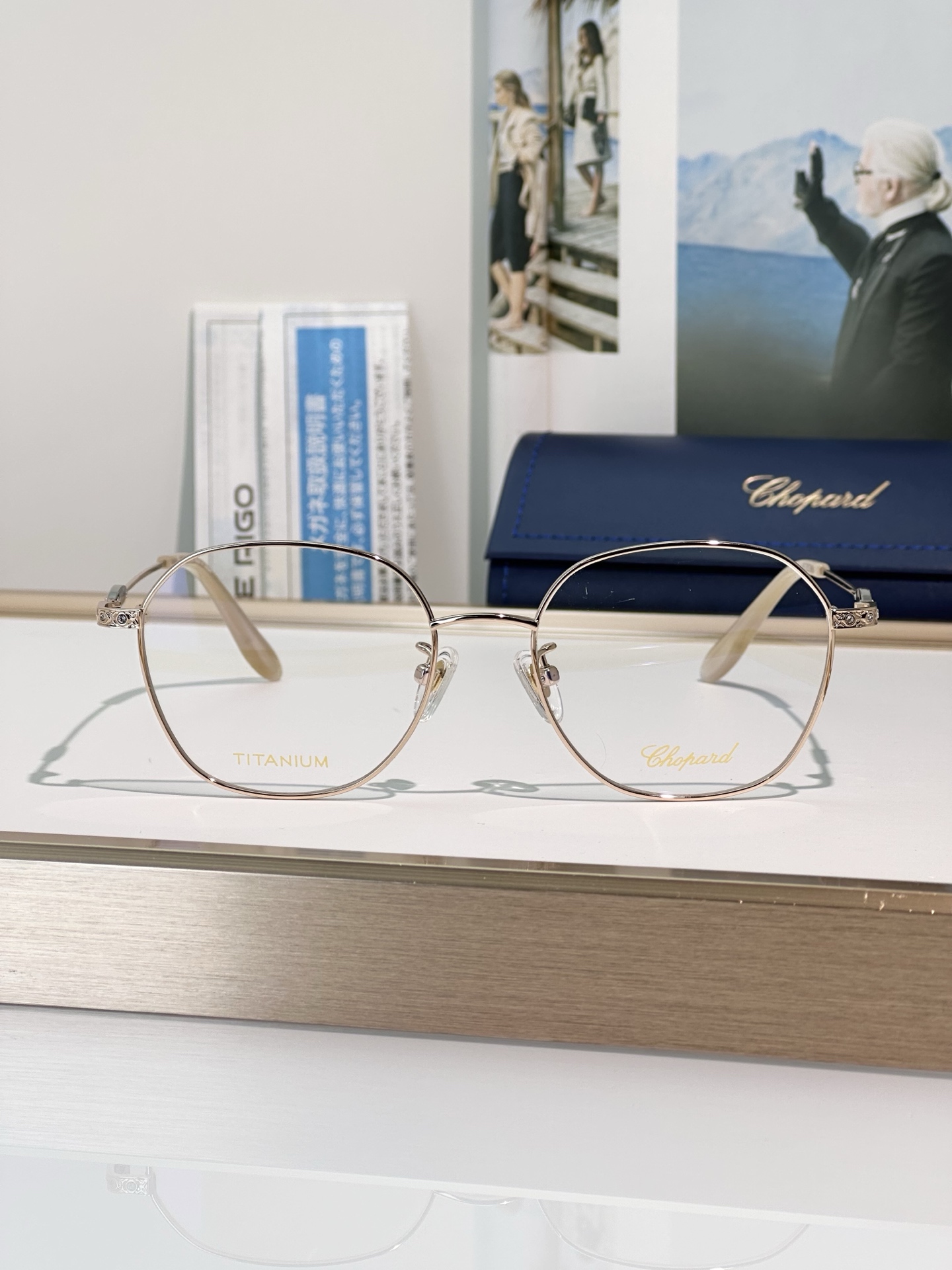 Designer Sunglasses VCHM03J