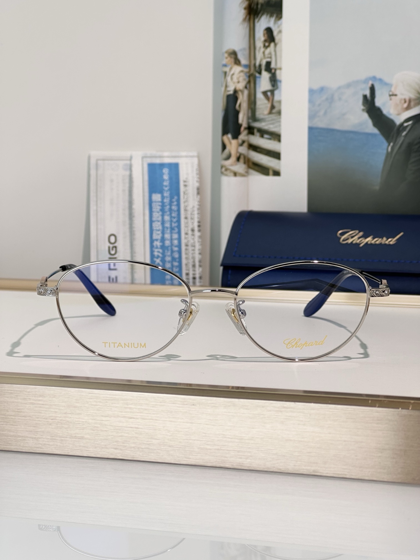 Designer Sunglasses VCHL113J