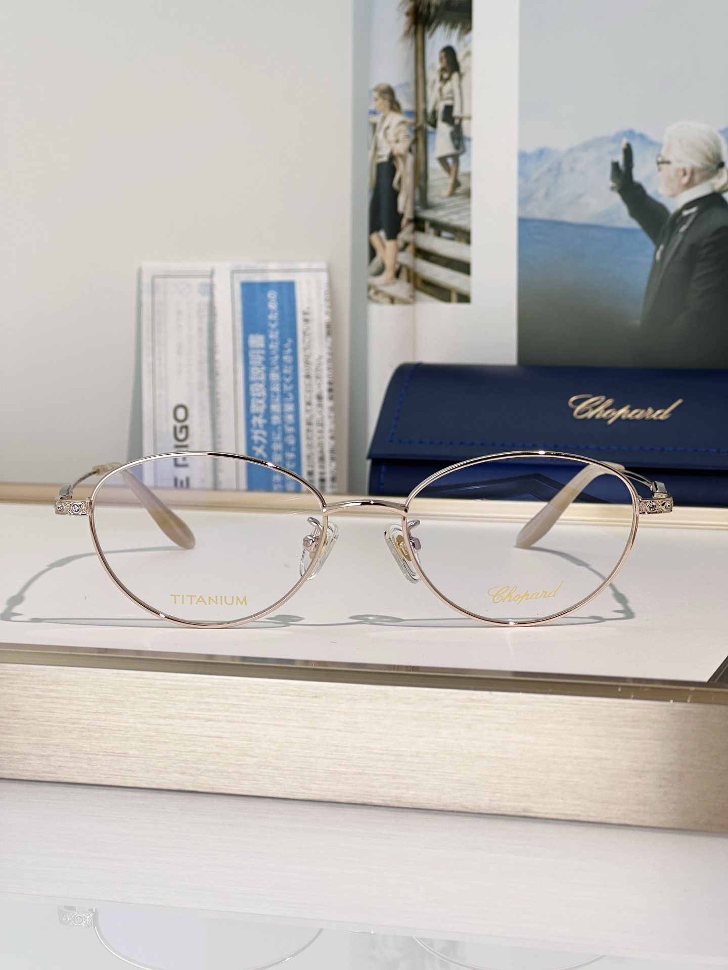 Designer Sunglasses VCHL113J