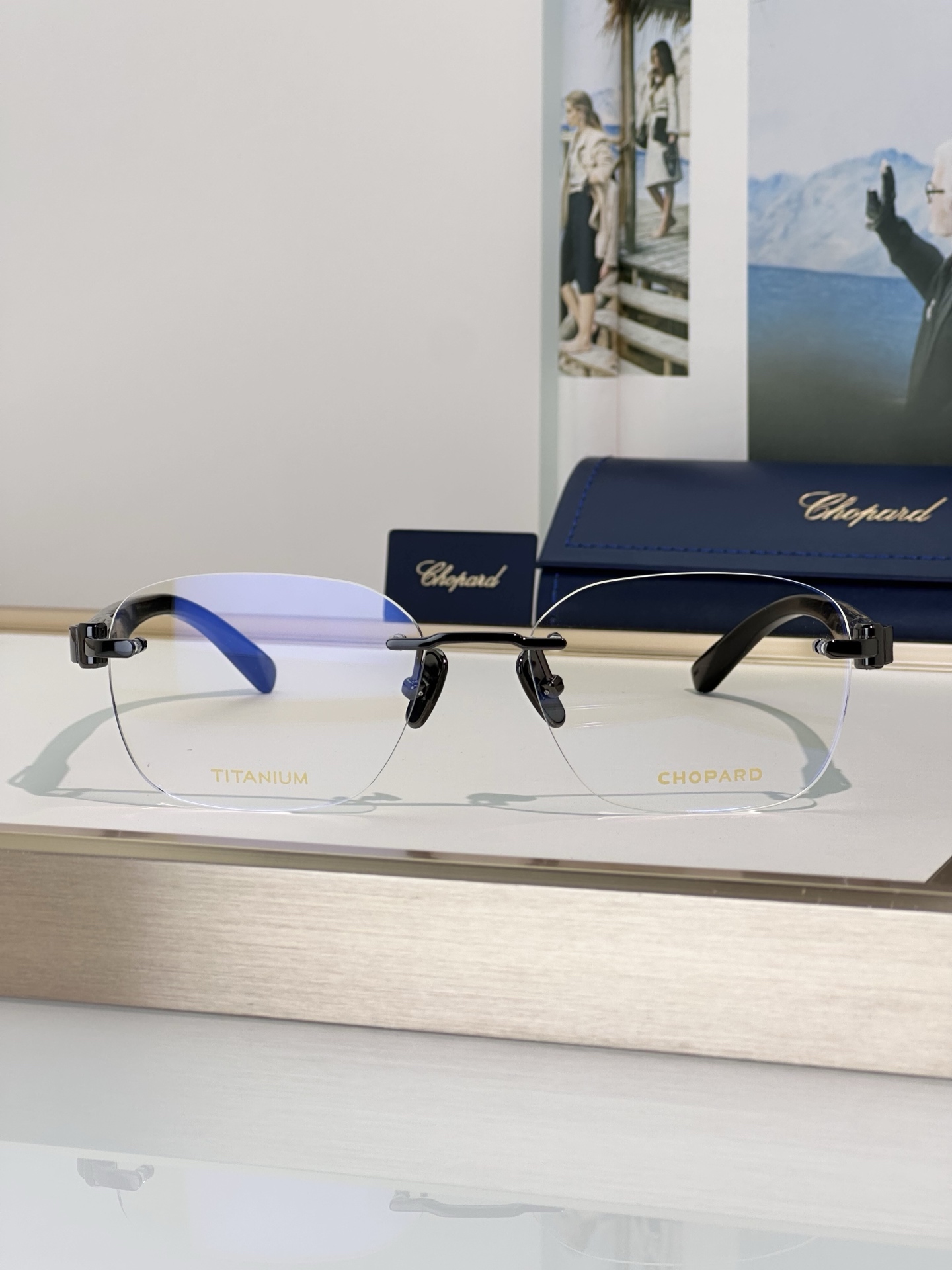 Designer Sunglasses VCHL111J