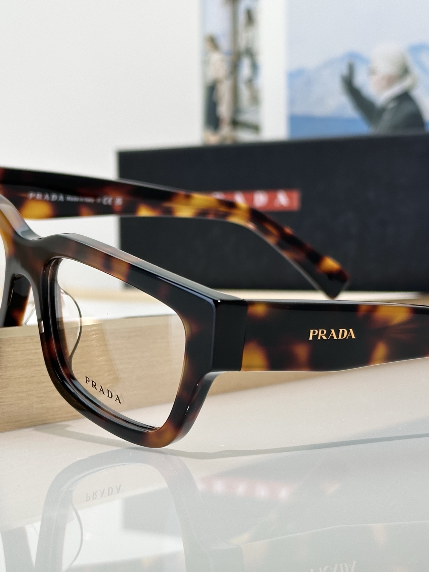 Designer Sunglasses VPRC02