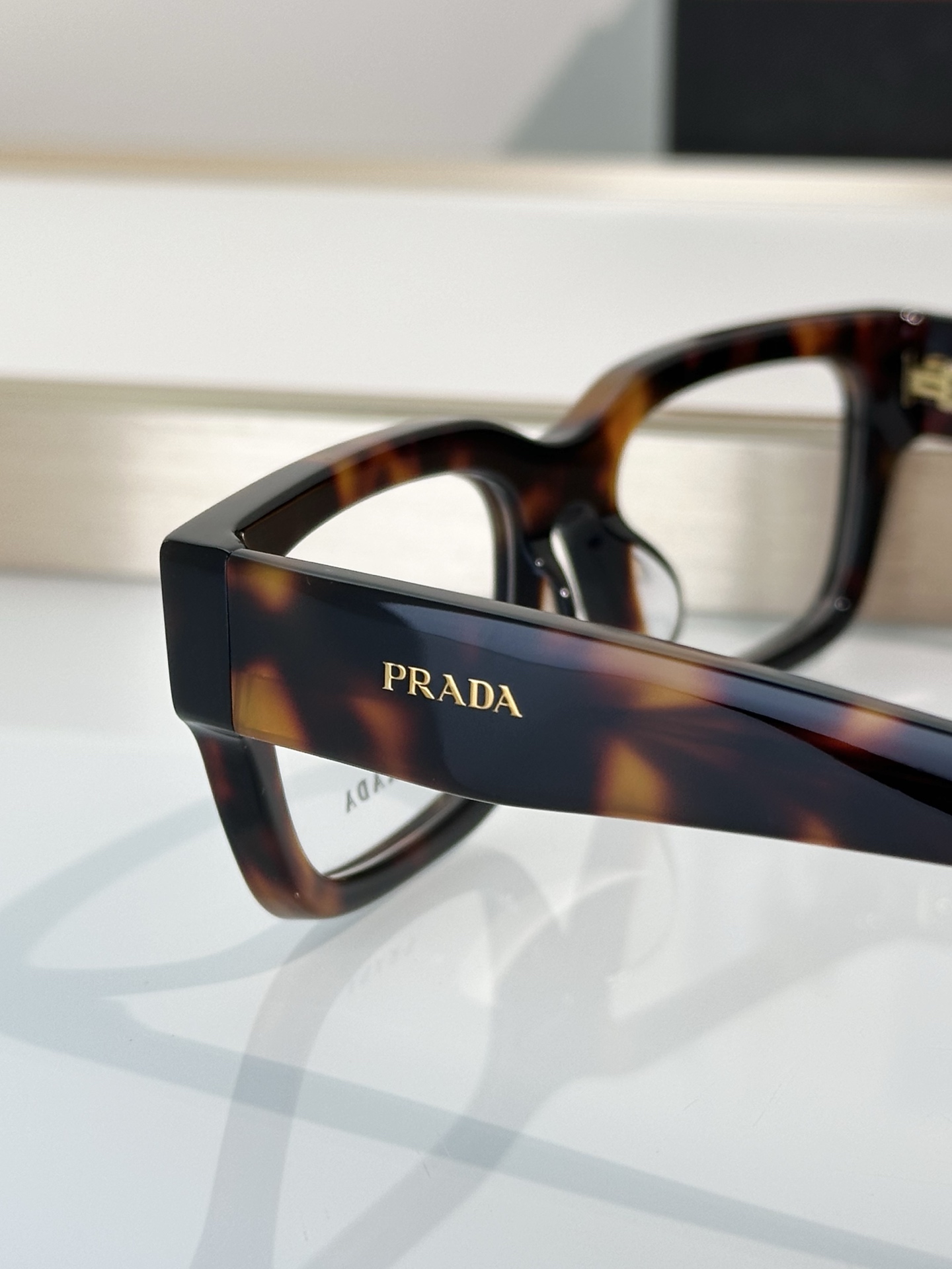 Designer Sunglasses VPRC02