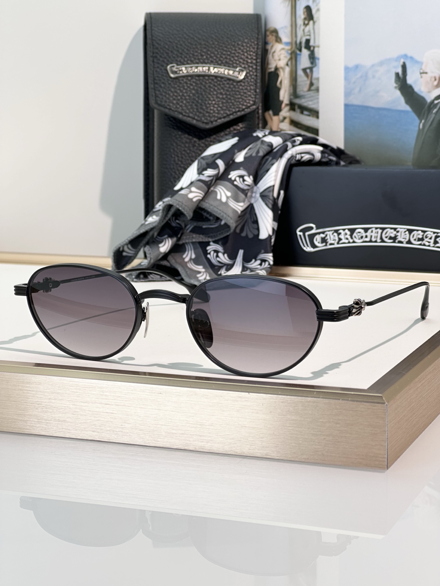 Designer Sunglasses CLITORIAL