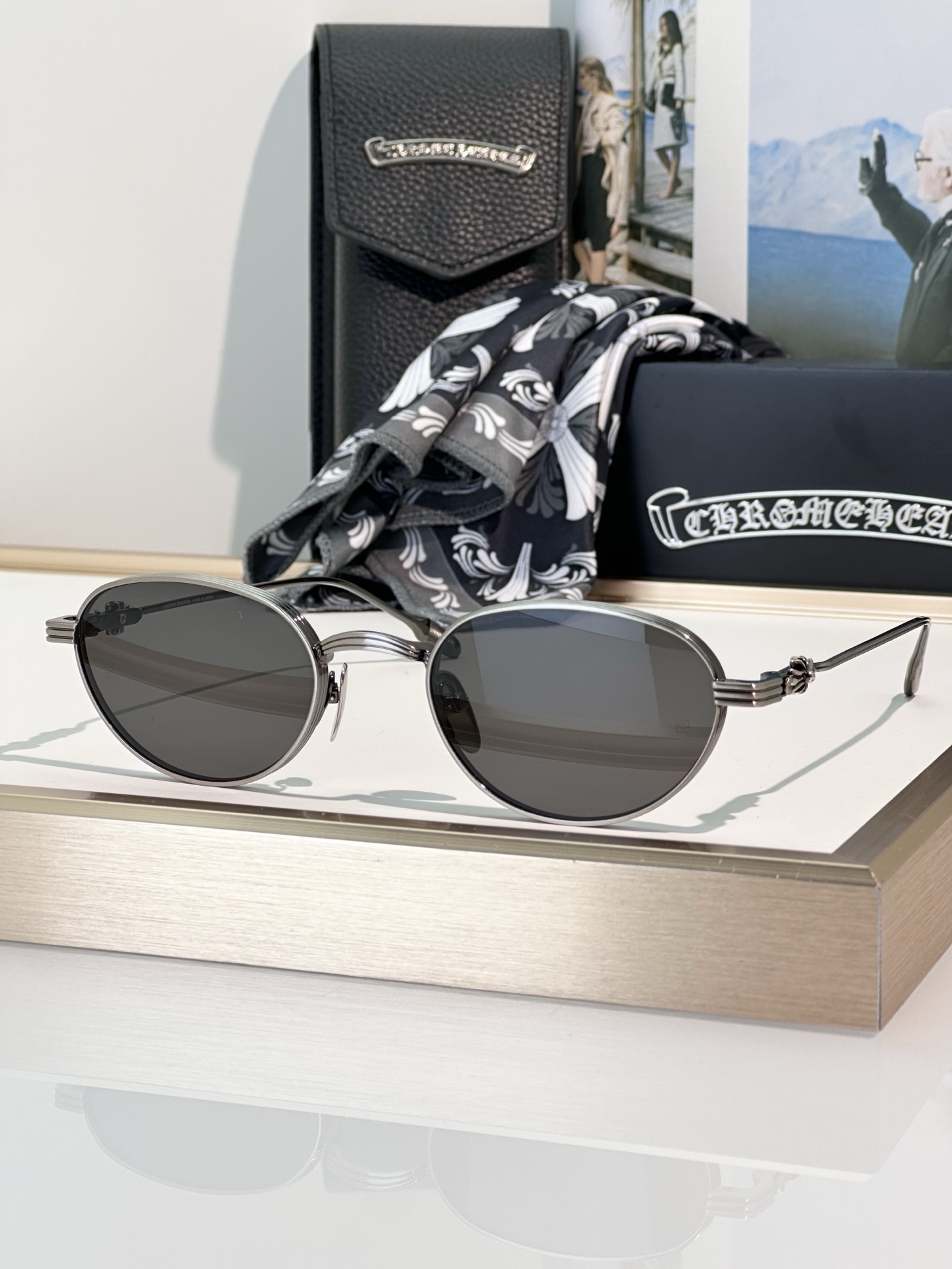 Designer Sunglasses CLITORIAL