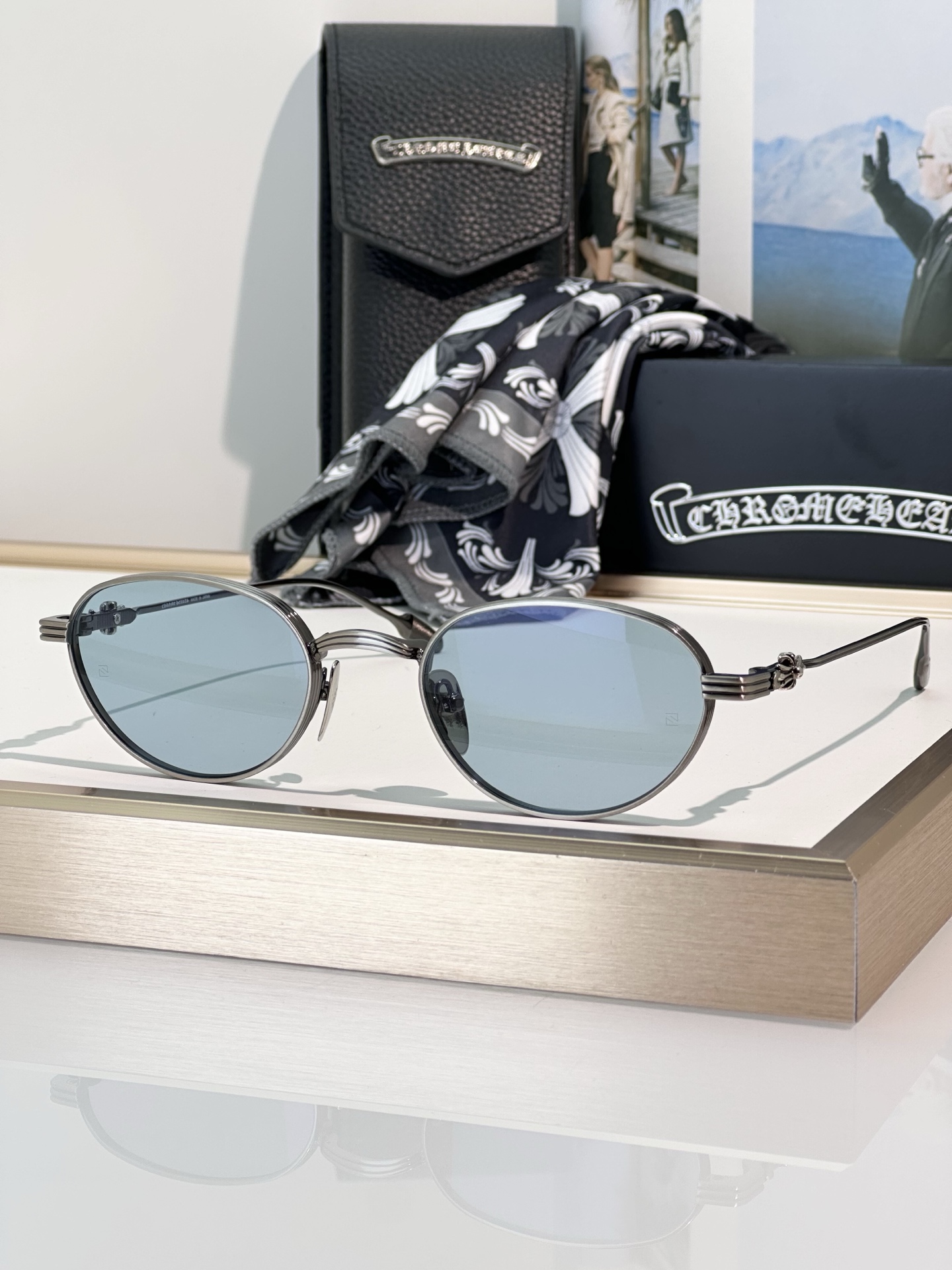 Designer Sunglasses CLITORIAL