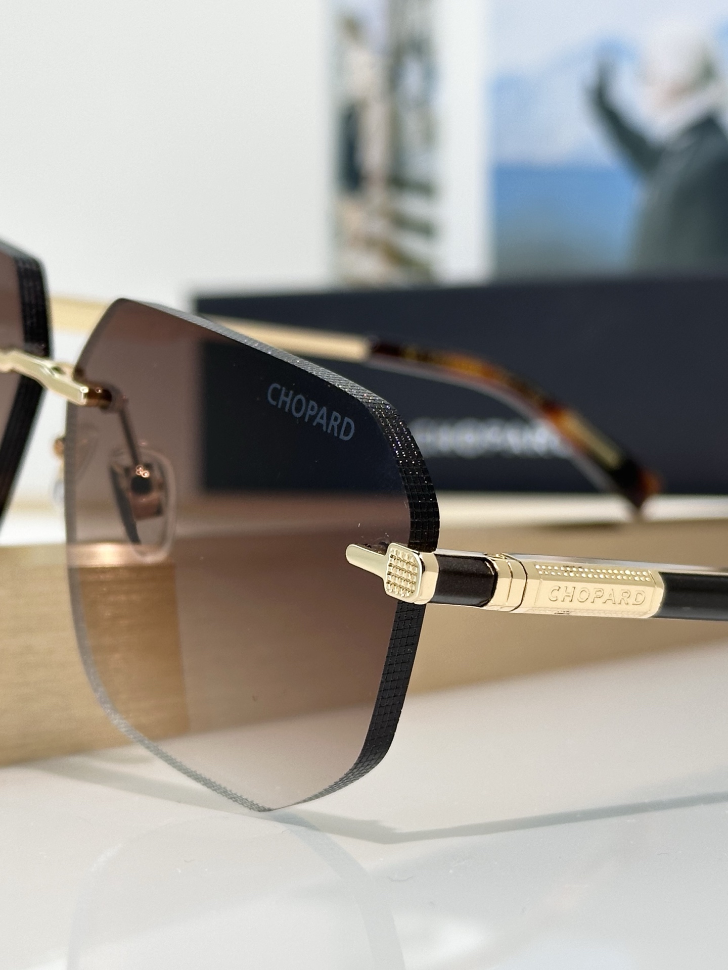 Designer Sunglasses SCHG80