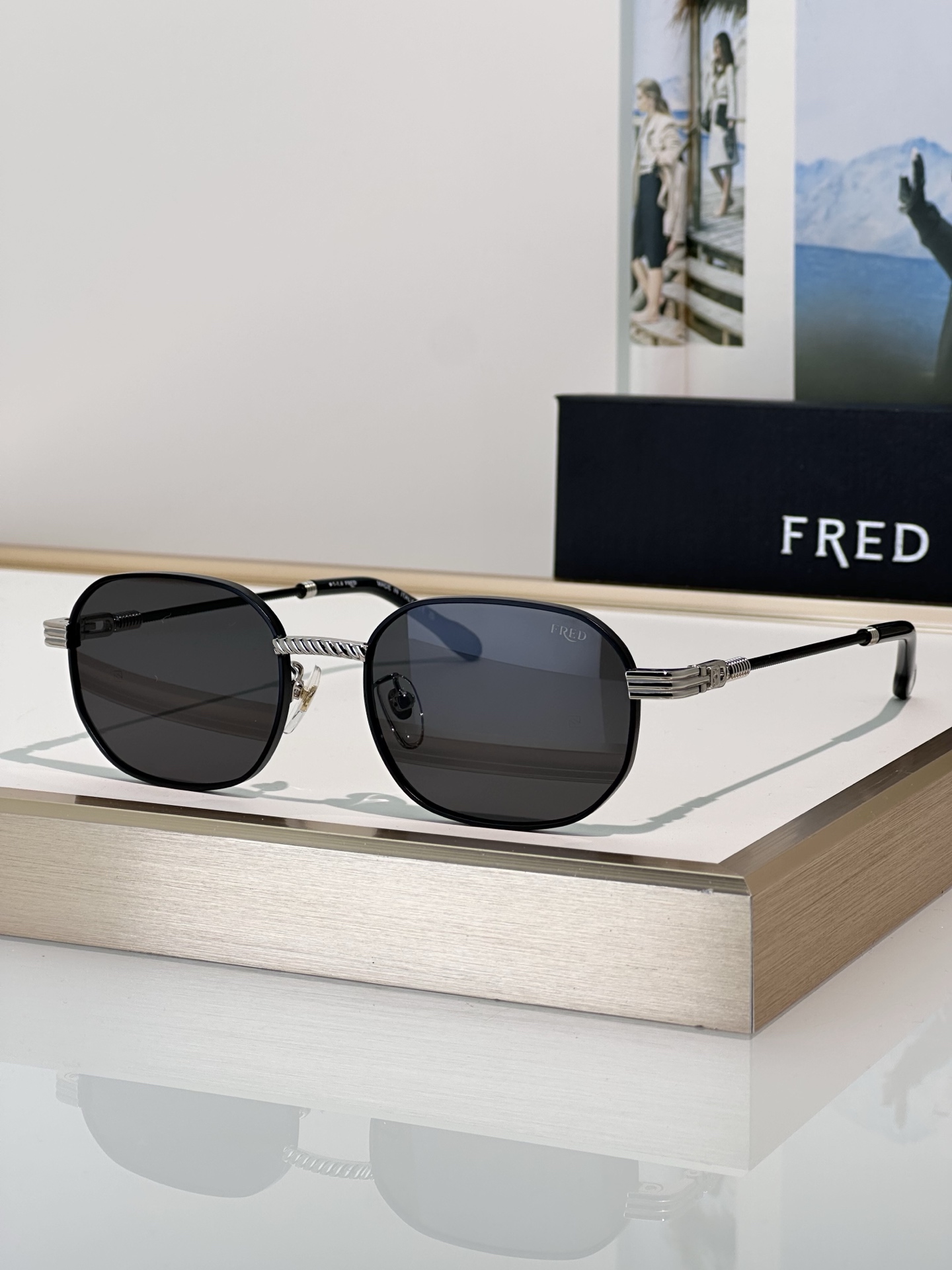 Designer Sunglasses FG40098U