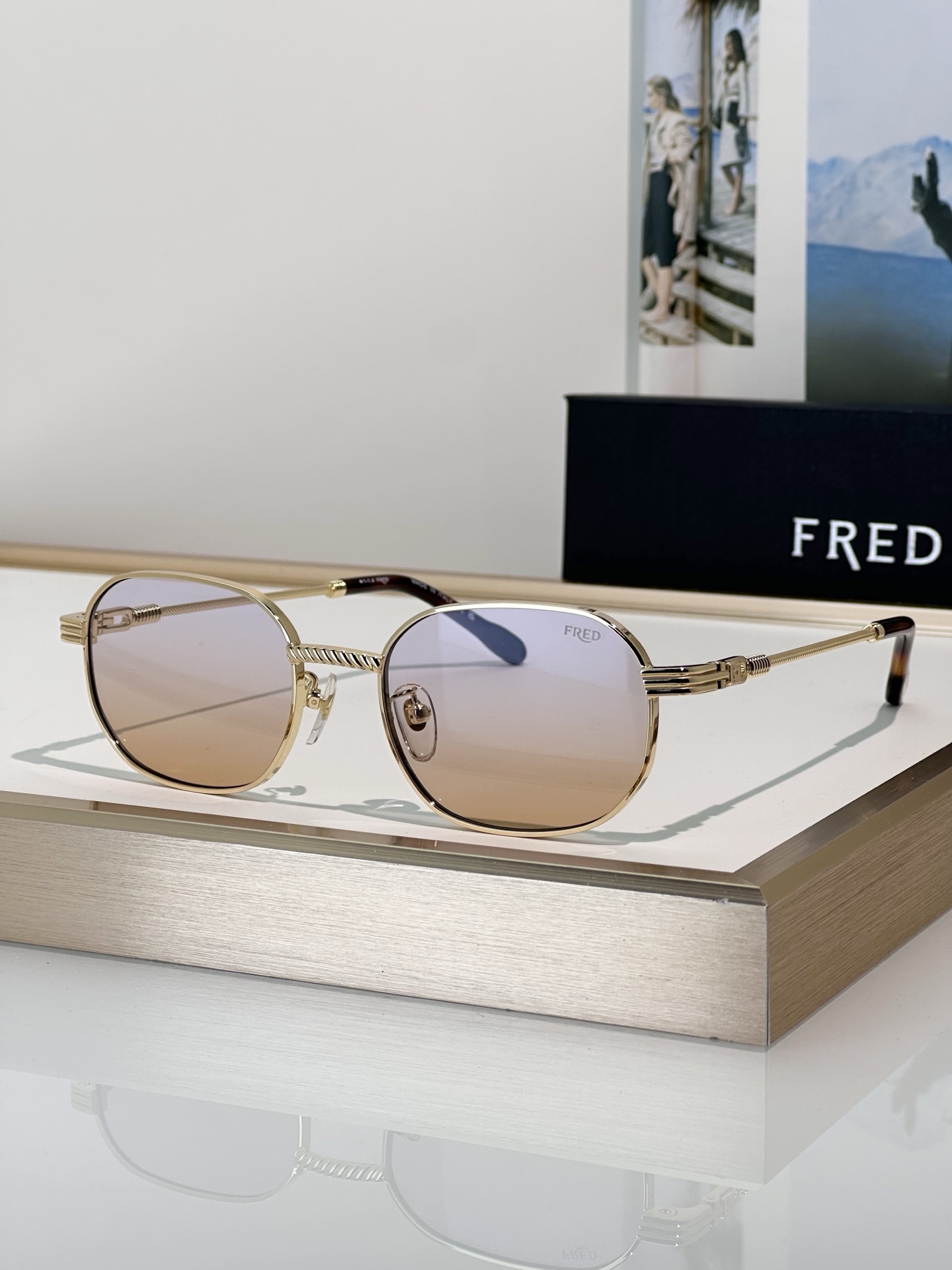 Designer Sunglasses FG40098U