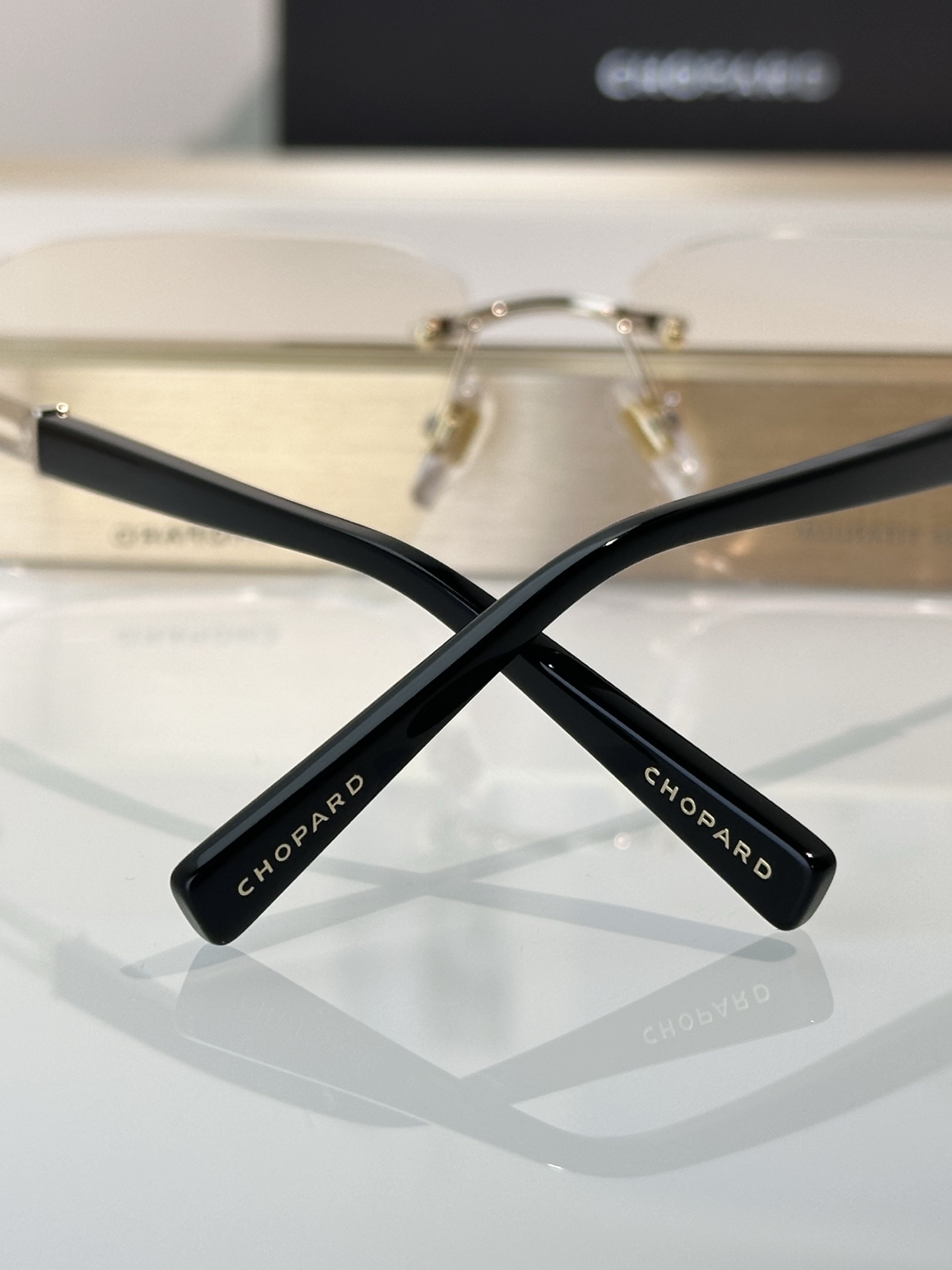 Designer Sunglasses VCHL97J