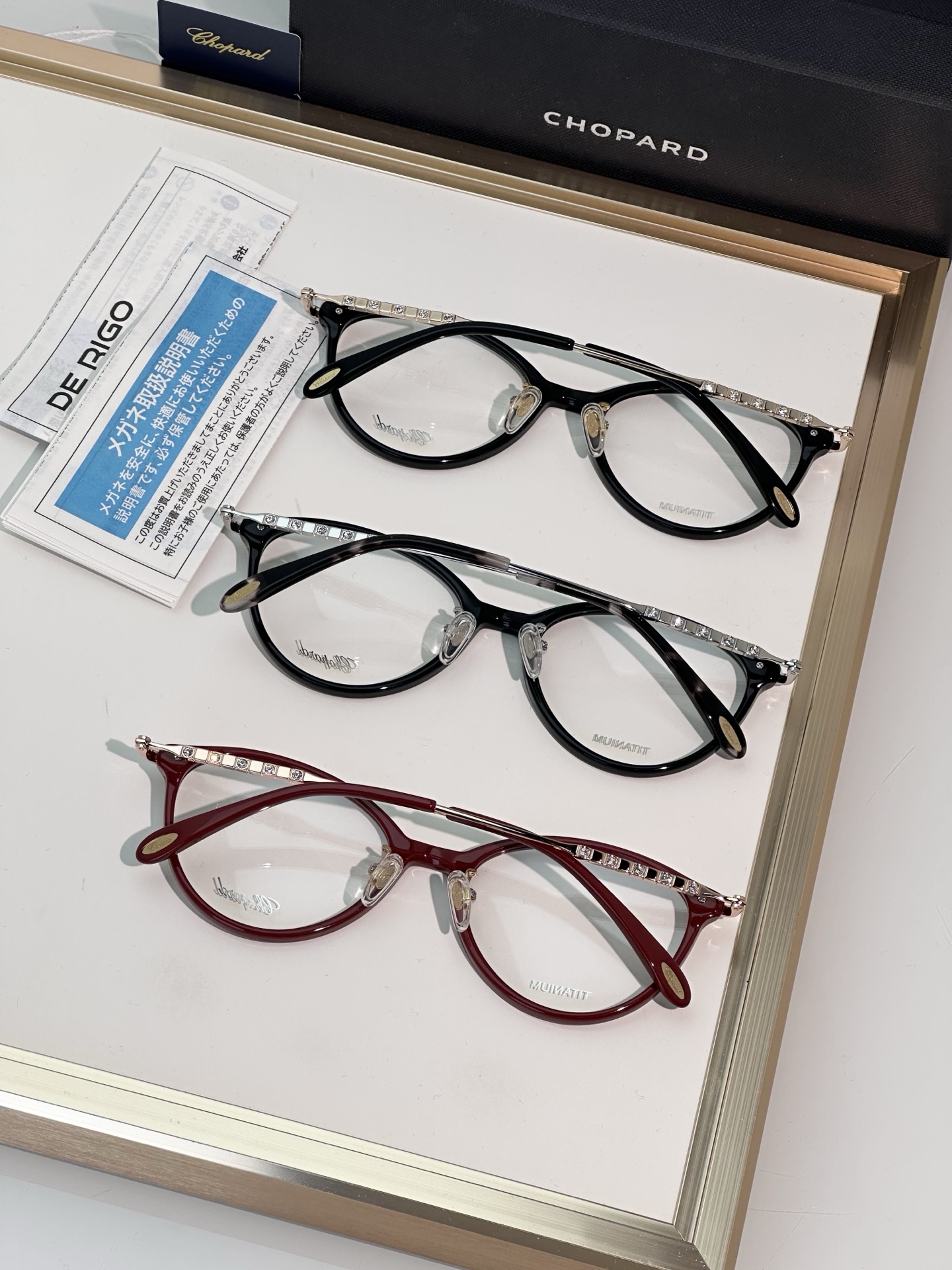 Designer Sunglasses VCH396J