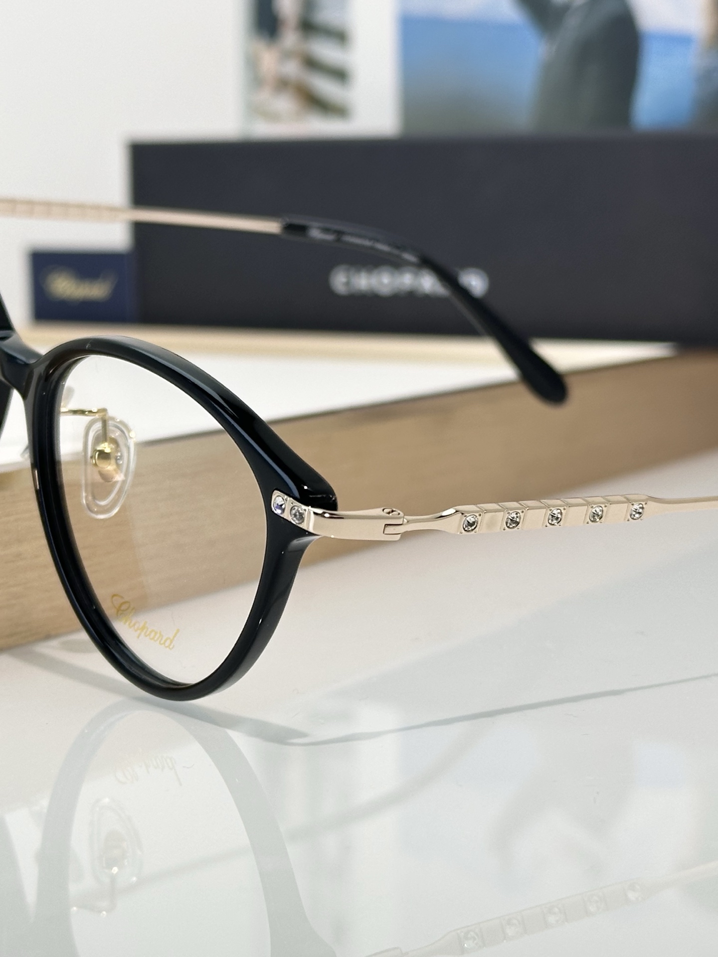 Designer Sunglasses VCH396J