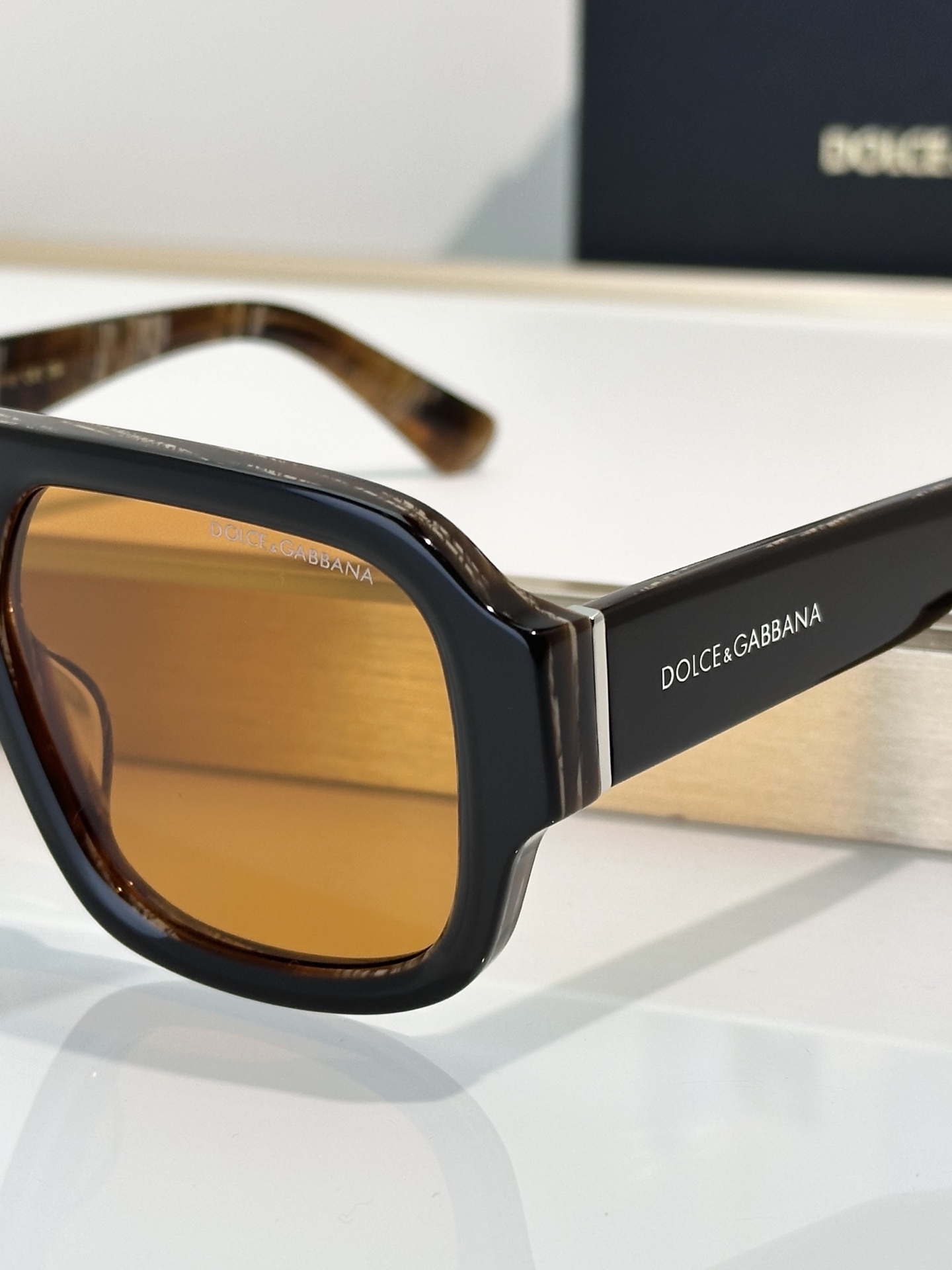Designer Sunglasses DG4516