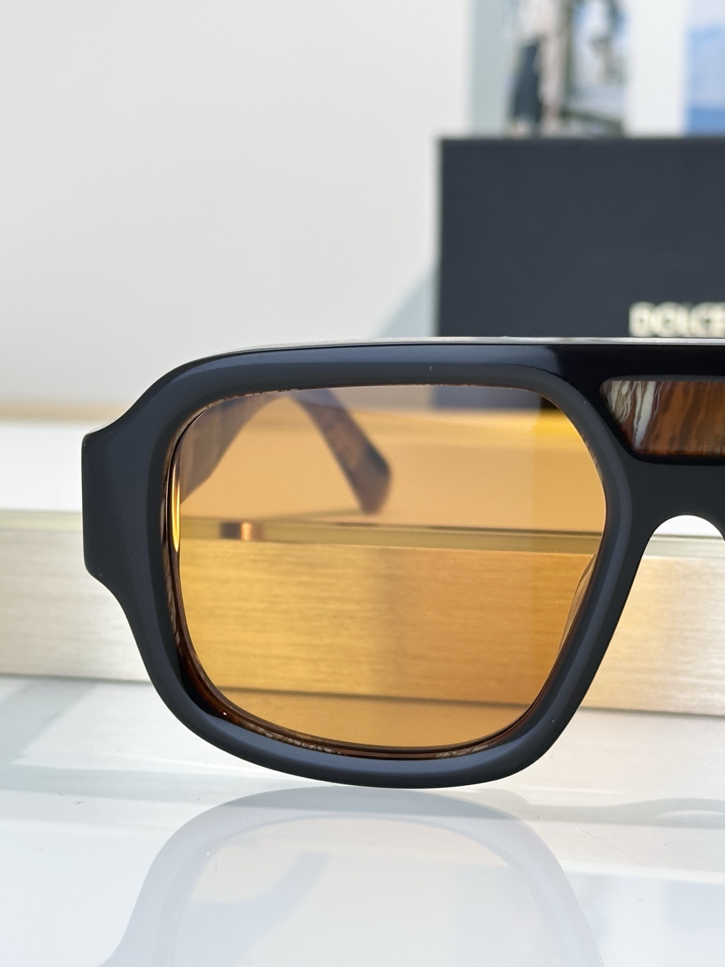 Designer Sunglasses DG4516