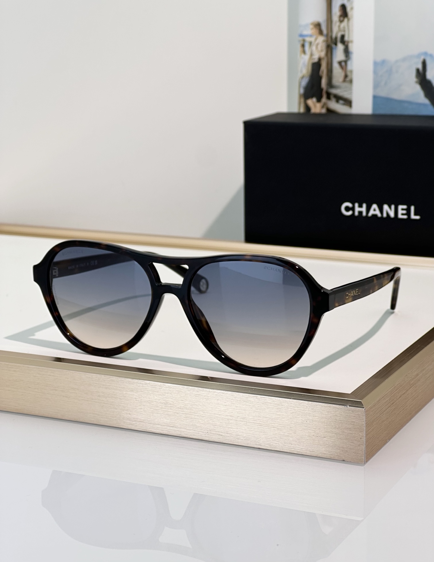 Chanel Sunglasses CH5552U