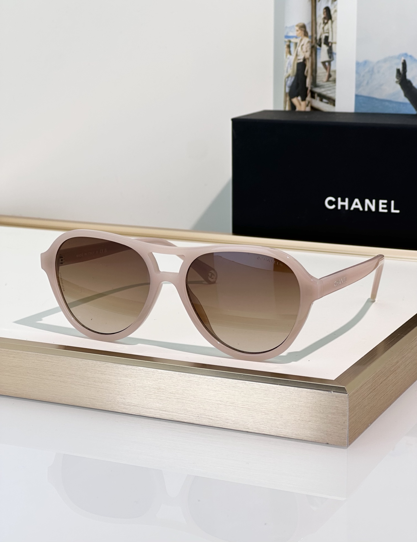 Chanel Sunglasses CH5552U
