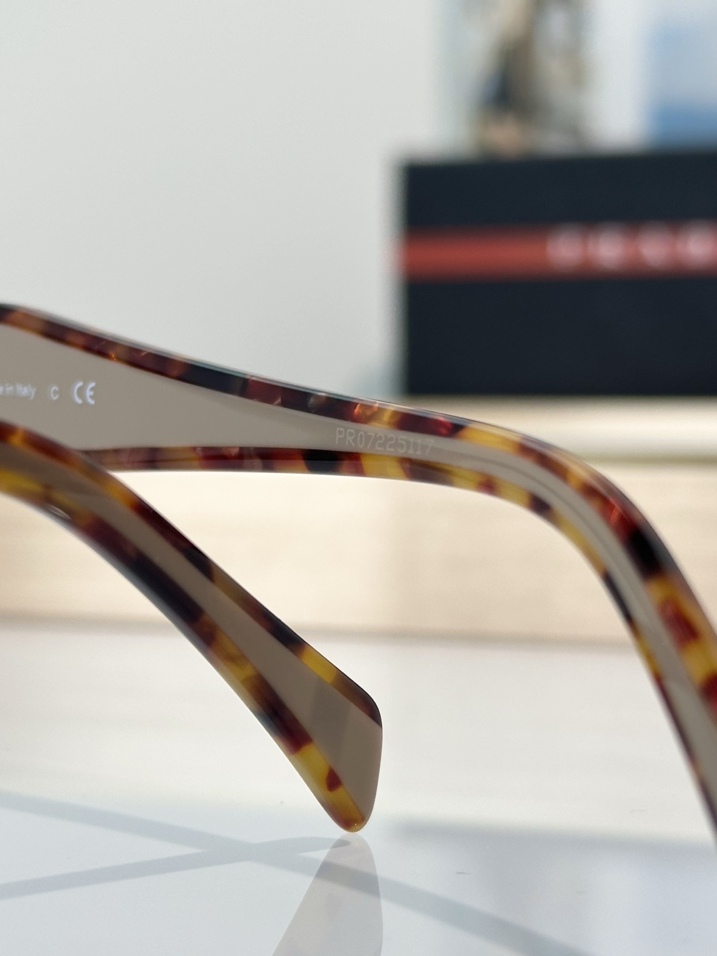 Designer Sunglasses VPR