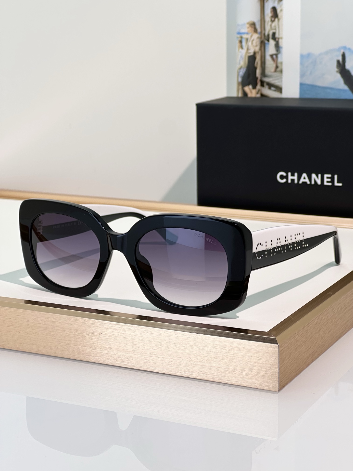 Chanel Sunglasses 5563B