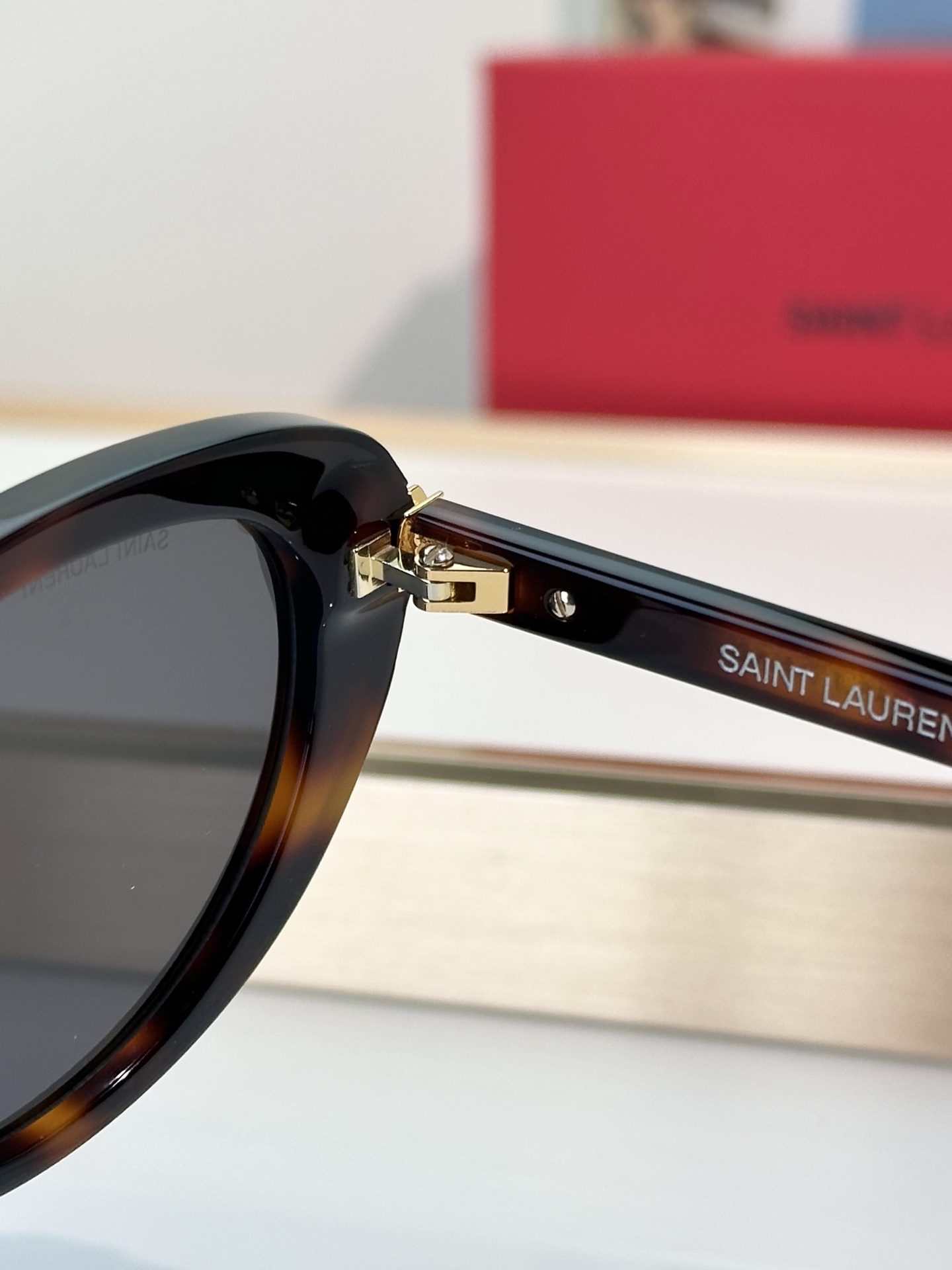 SaintLaurent