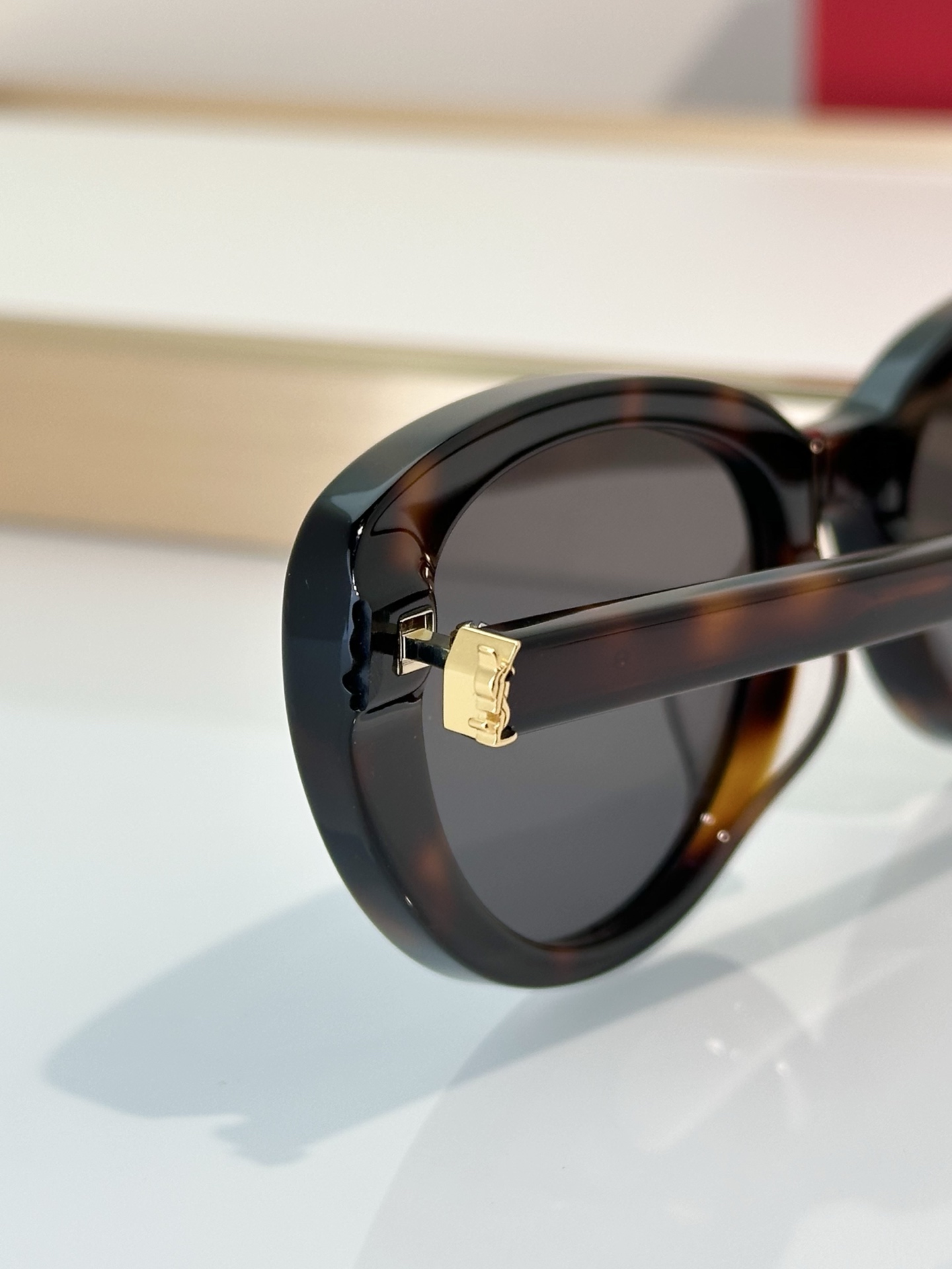 SaintLaurent