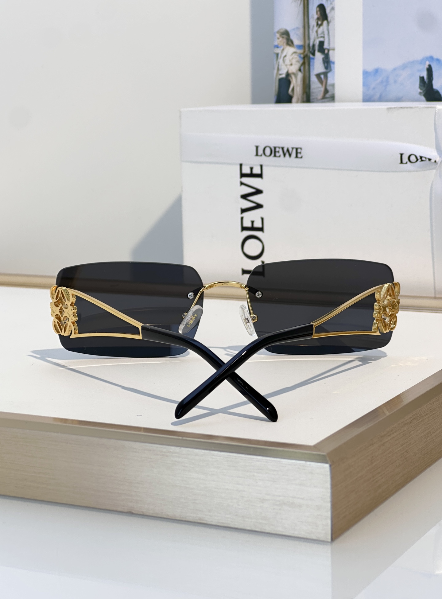 Loewe Sunglasses SLW104