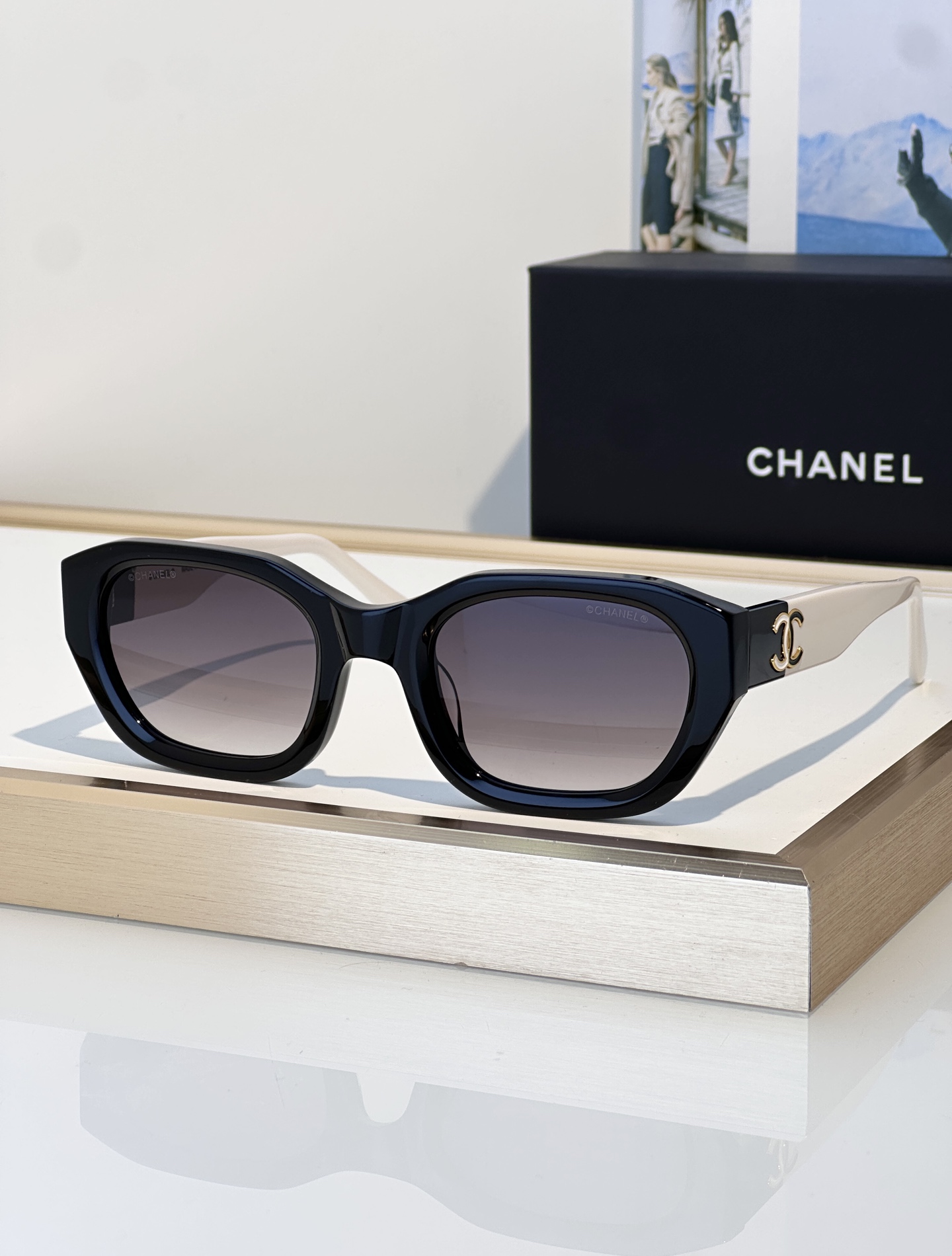 Chanel CHANEL