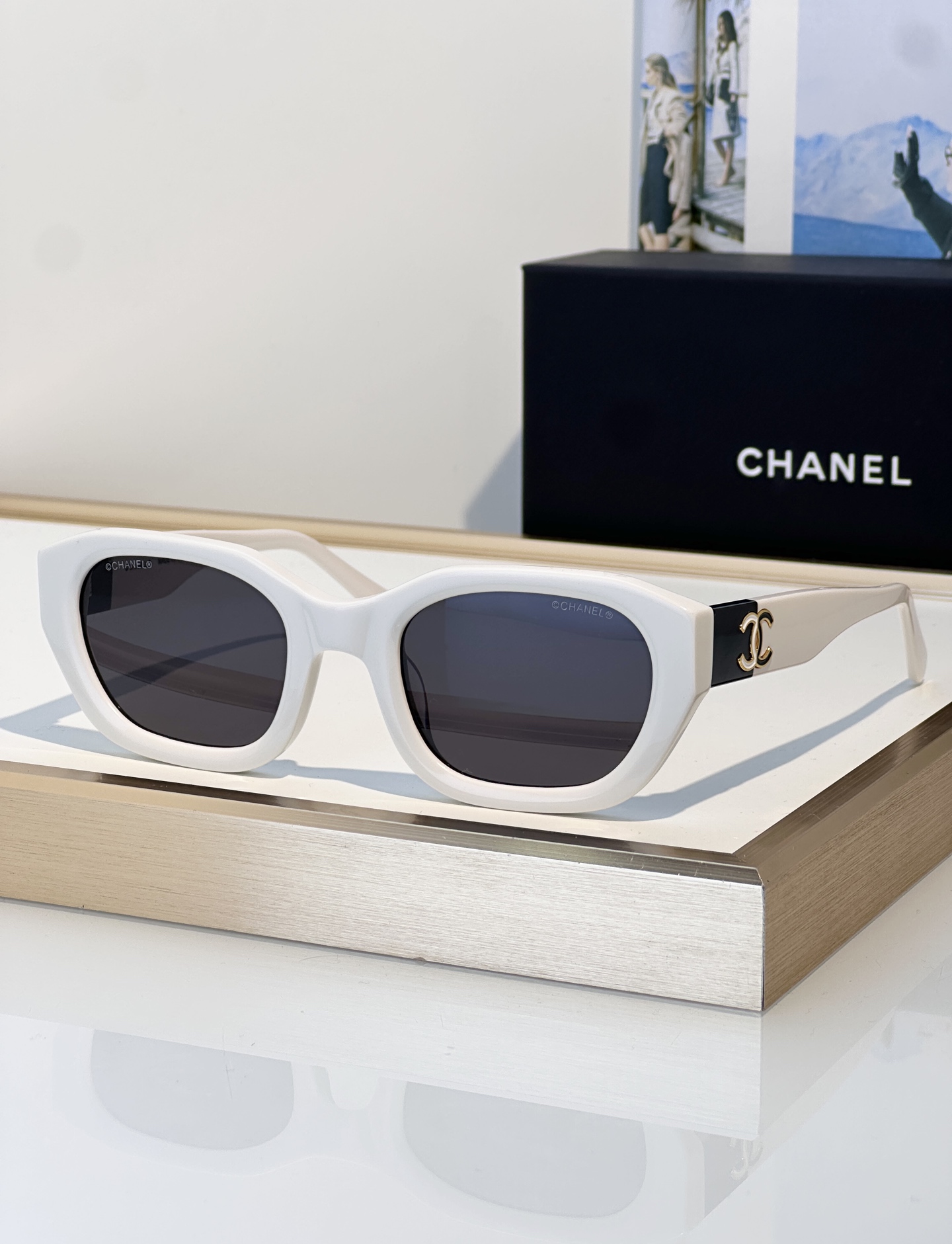 Chanel CHANEL