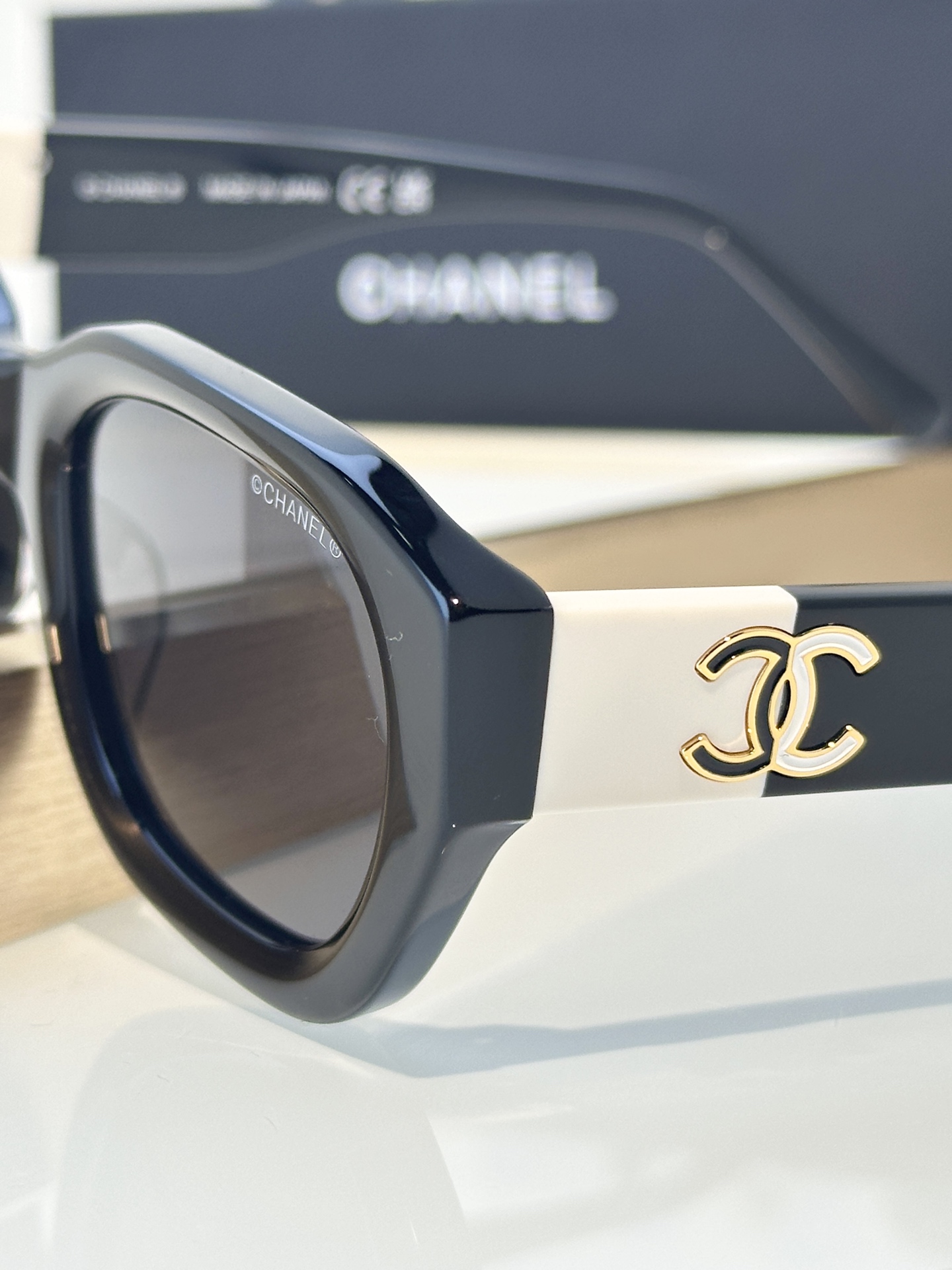 Chanel CHANEL