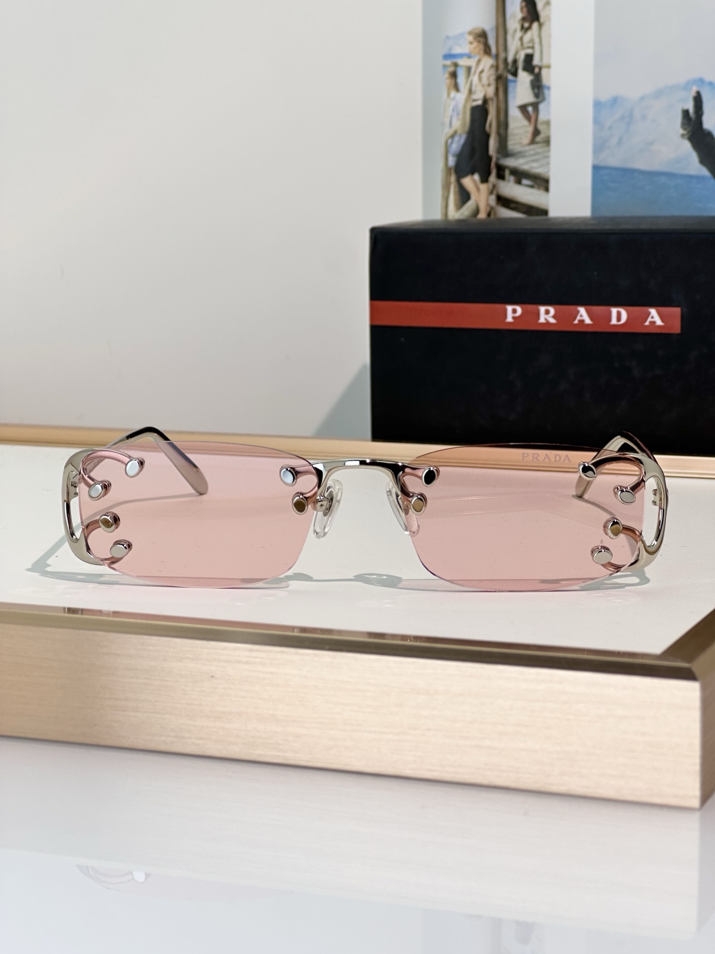 Prada Prad*