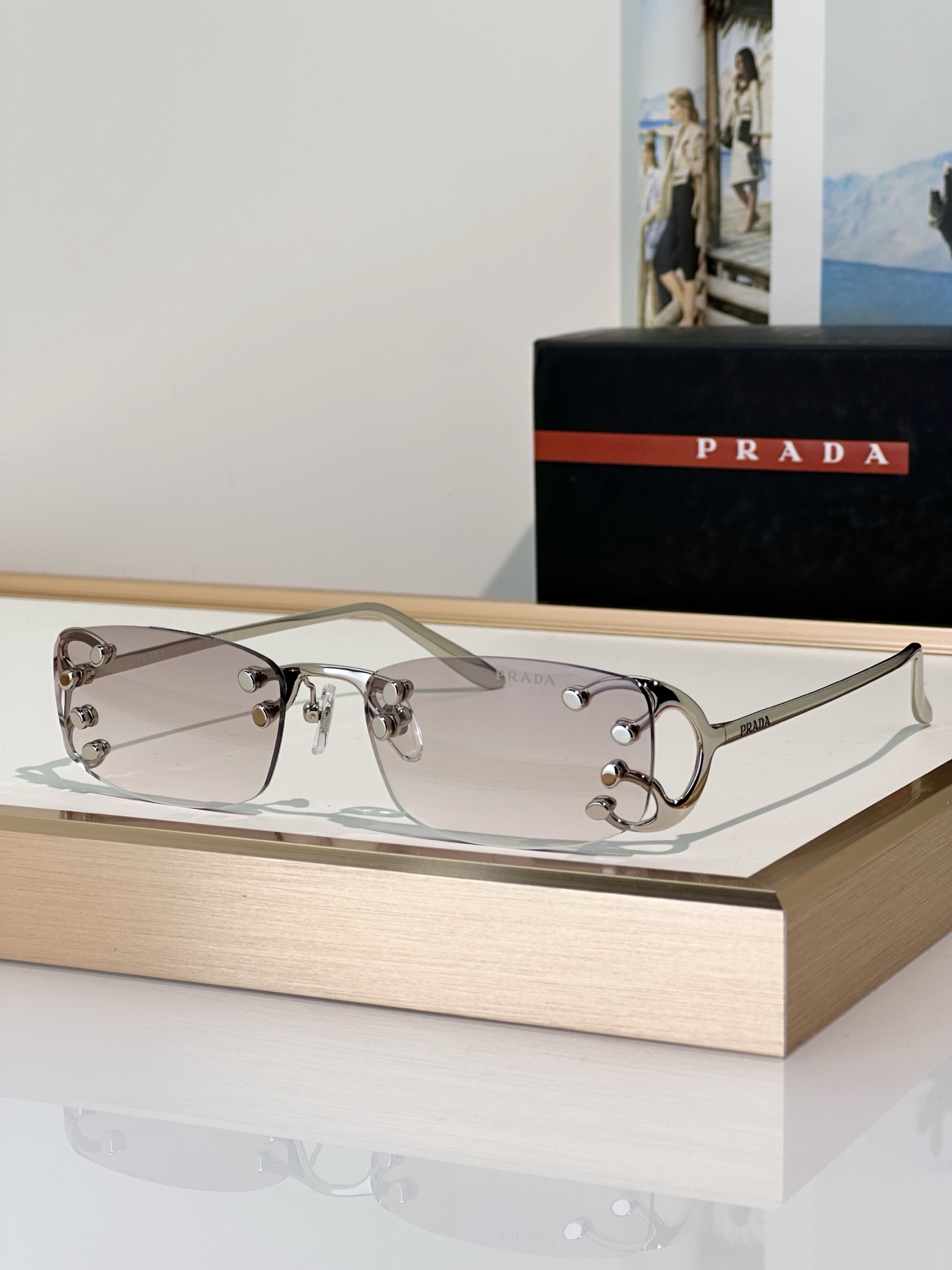 Prada Prad*