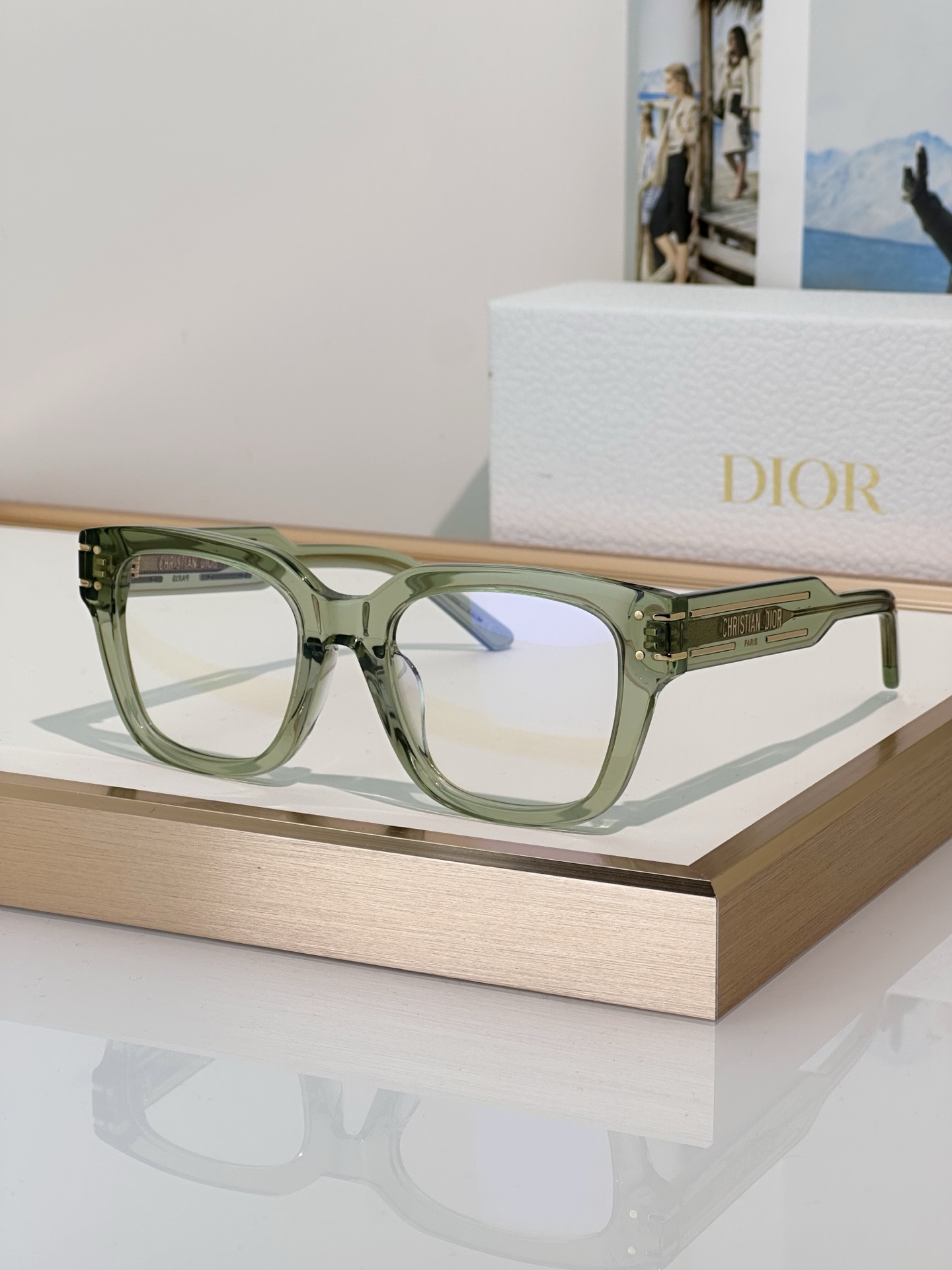 Designer Sunglasses Signature
