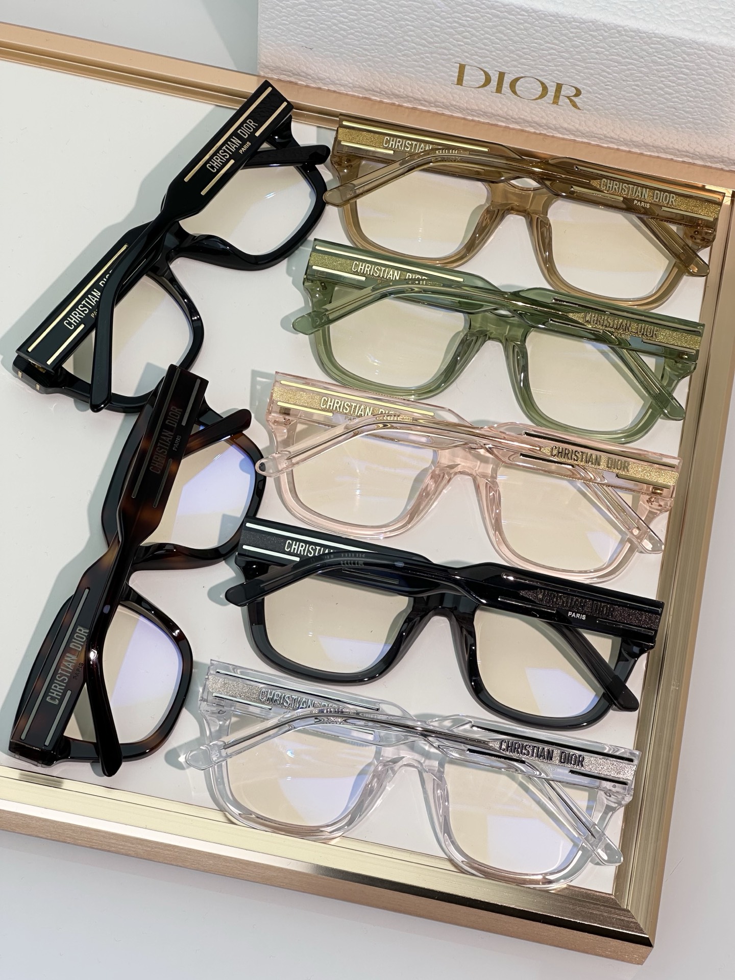 Designer Sunglasses Signature