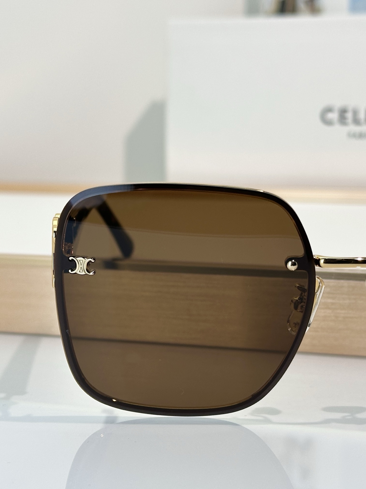Celine Celin*