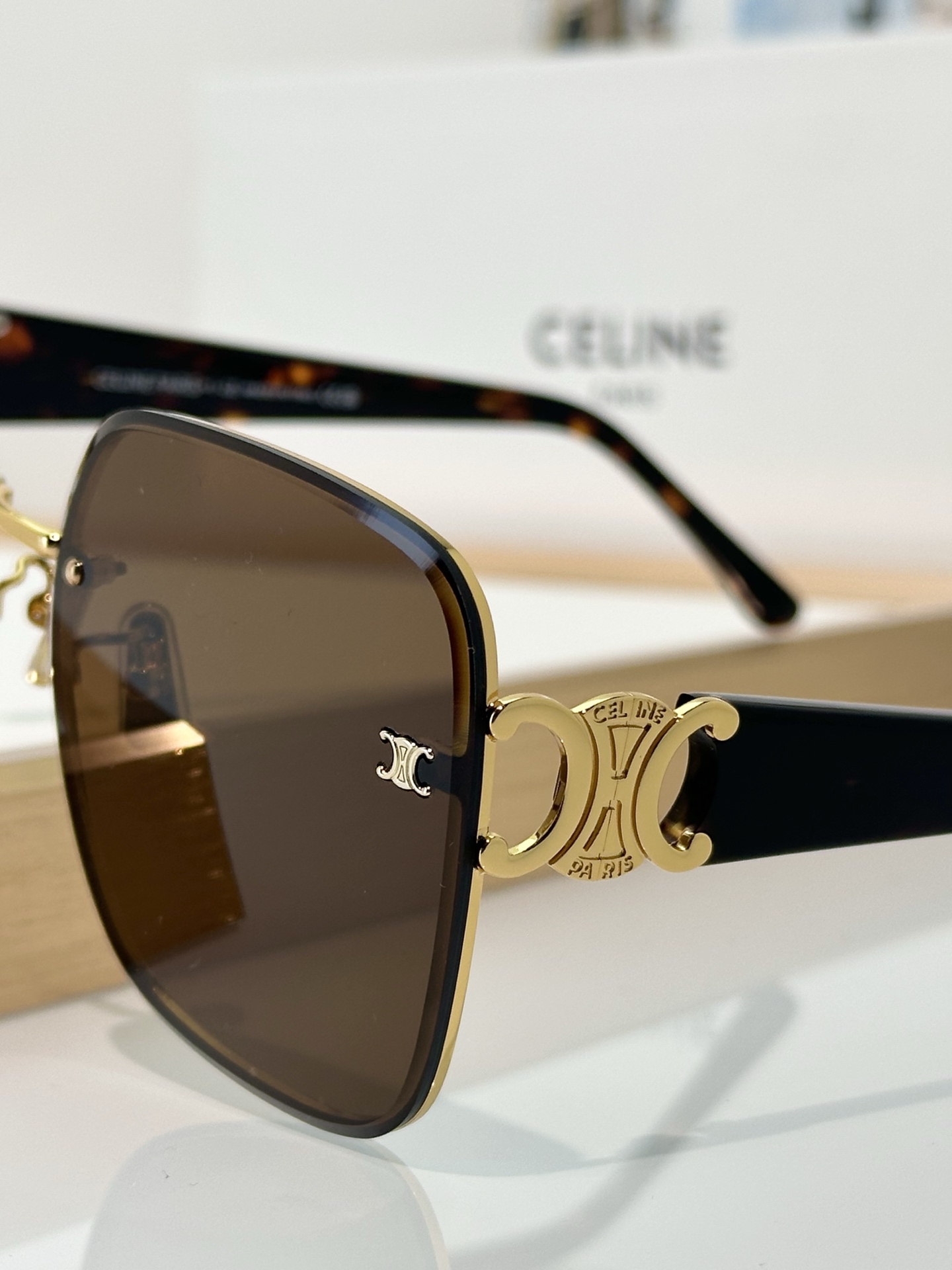 Celine Celin*
