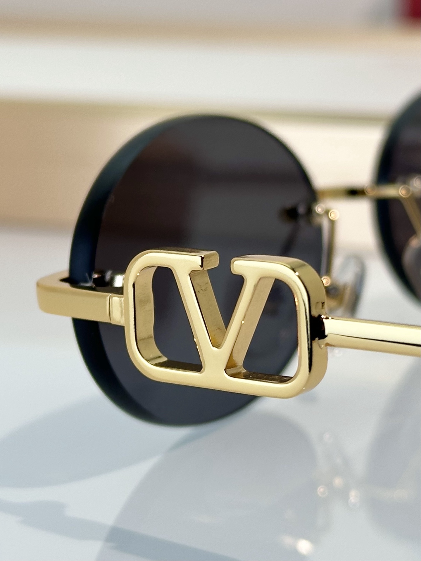 Designer Sunglasses VLX-124A
