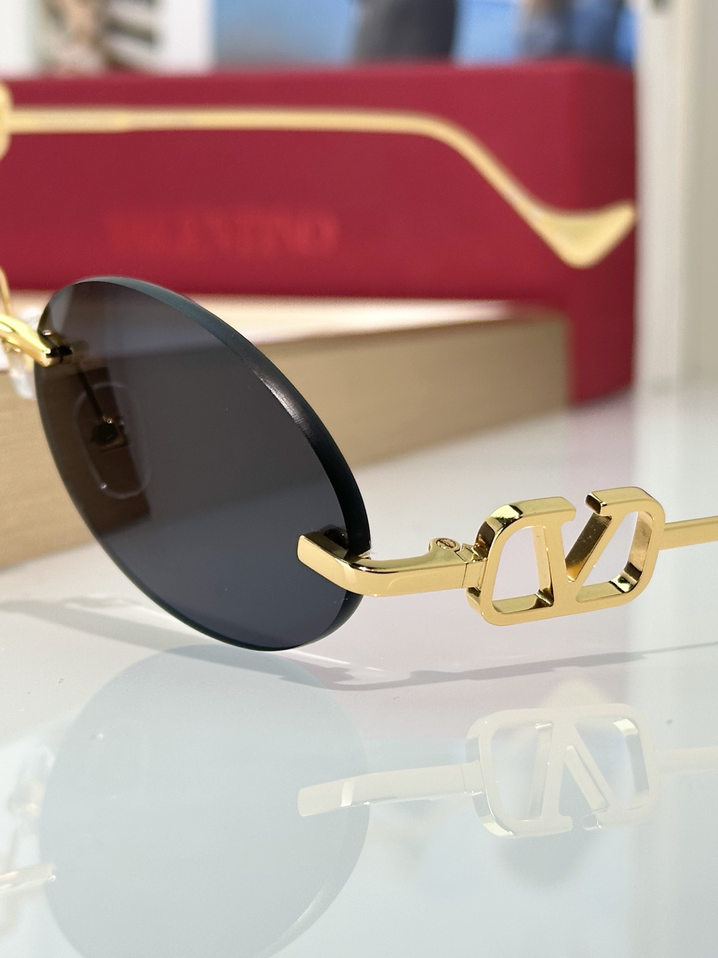 Designer Sunglasses VLX-124A