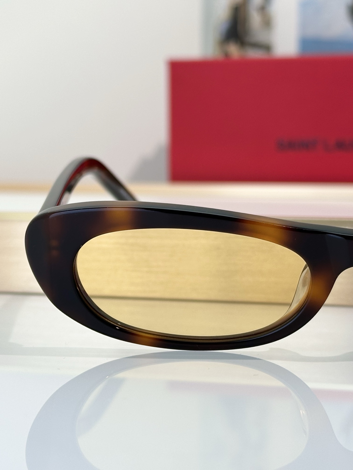 Saint Laurent Sunglasses SL557