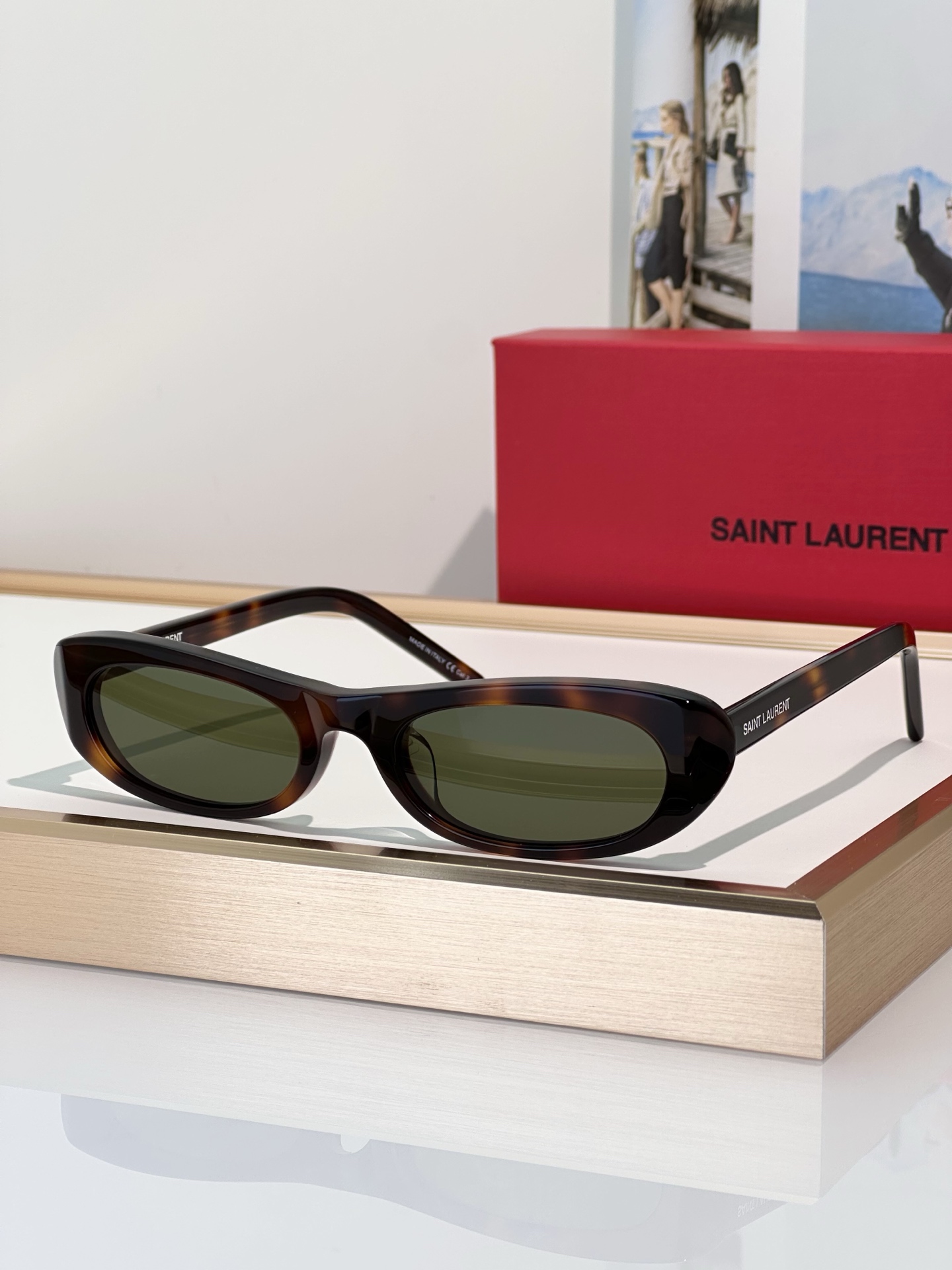 Saint Laurent Sunglasses SL557