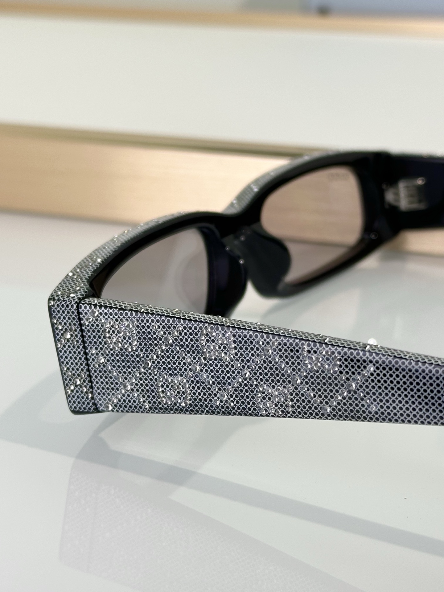 Designer Sunglasses GG1780S