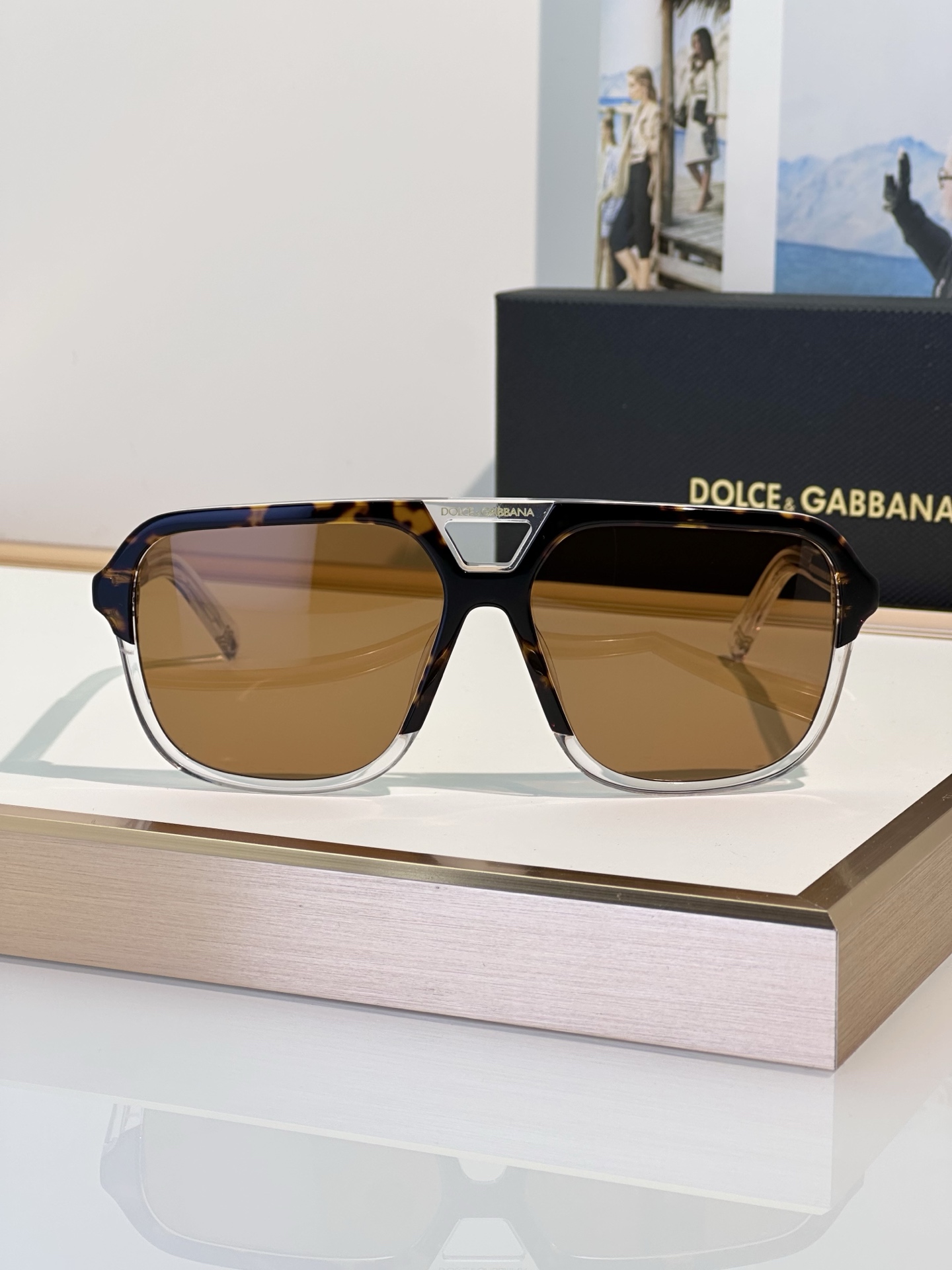 Designer Sunglasses DG4354