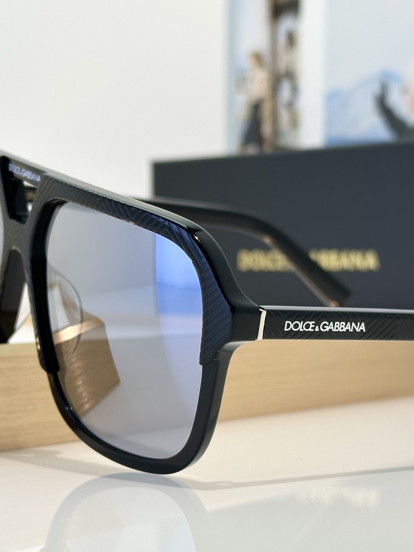 Designer Sunglasses DG4354