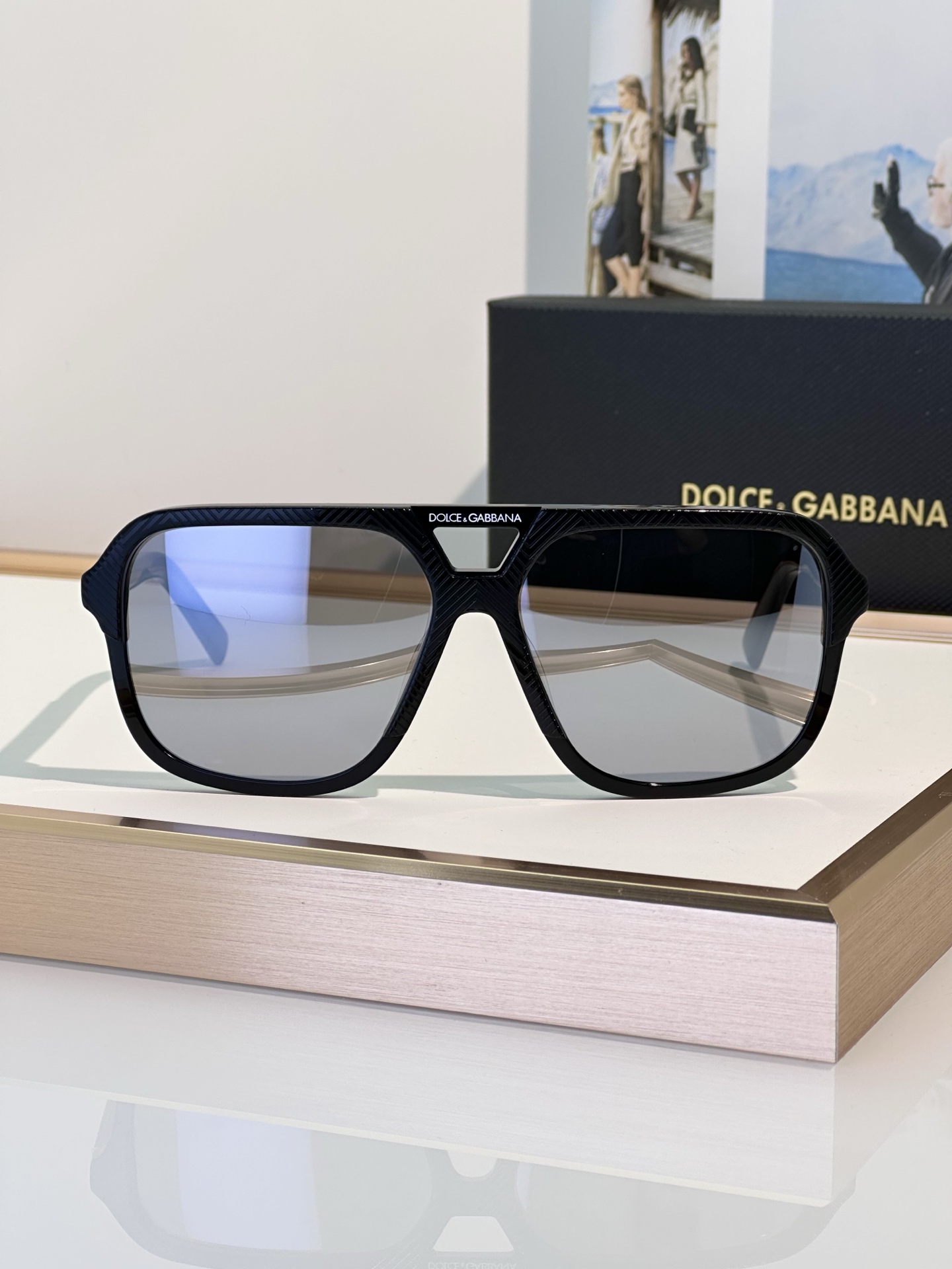 Designer Sunglasses DG4354