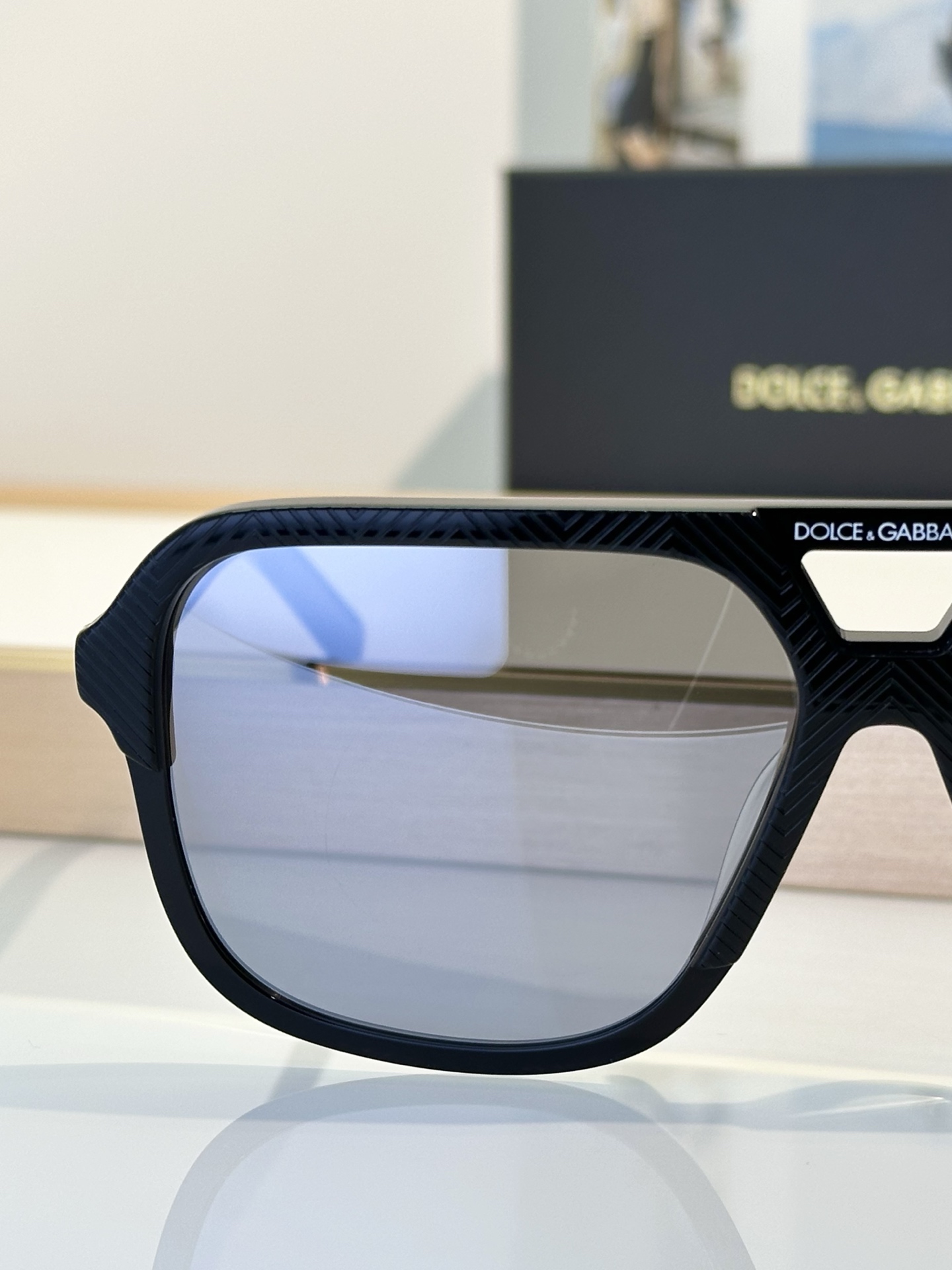 Designer Sunglasses DG4354